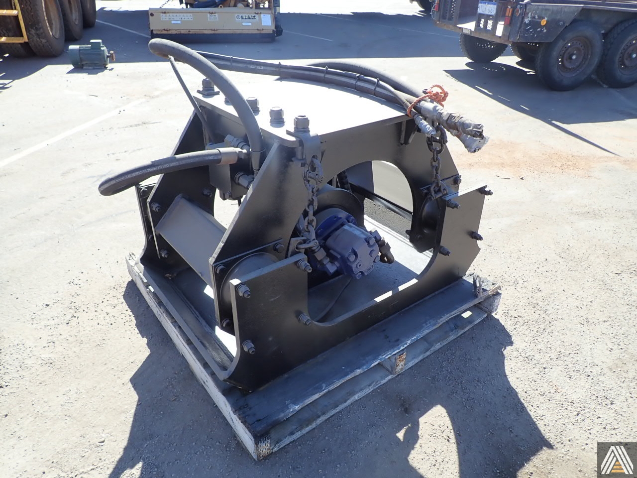 HYDRAULIC COMPACTOR TO SUIT EXCAVATOR