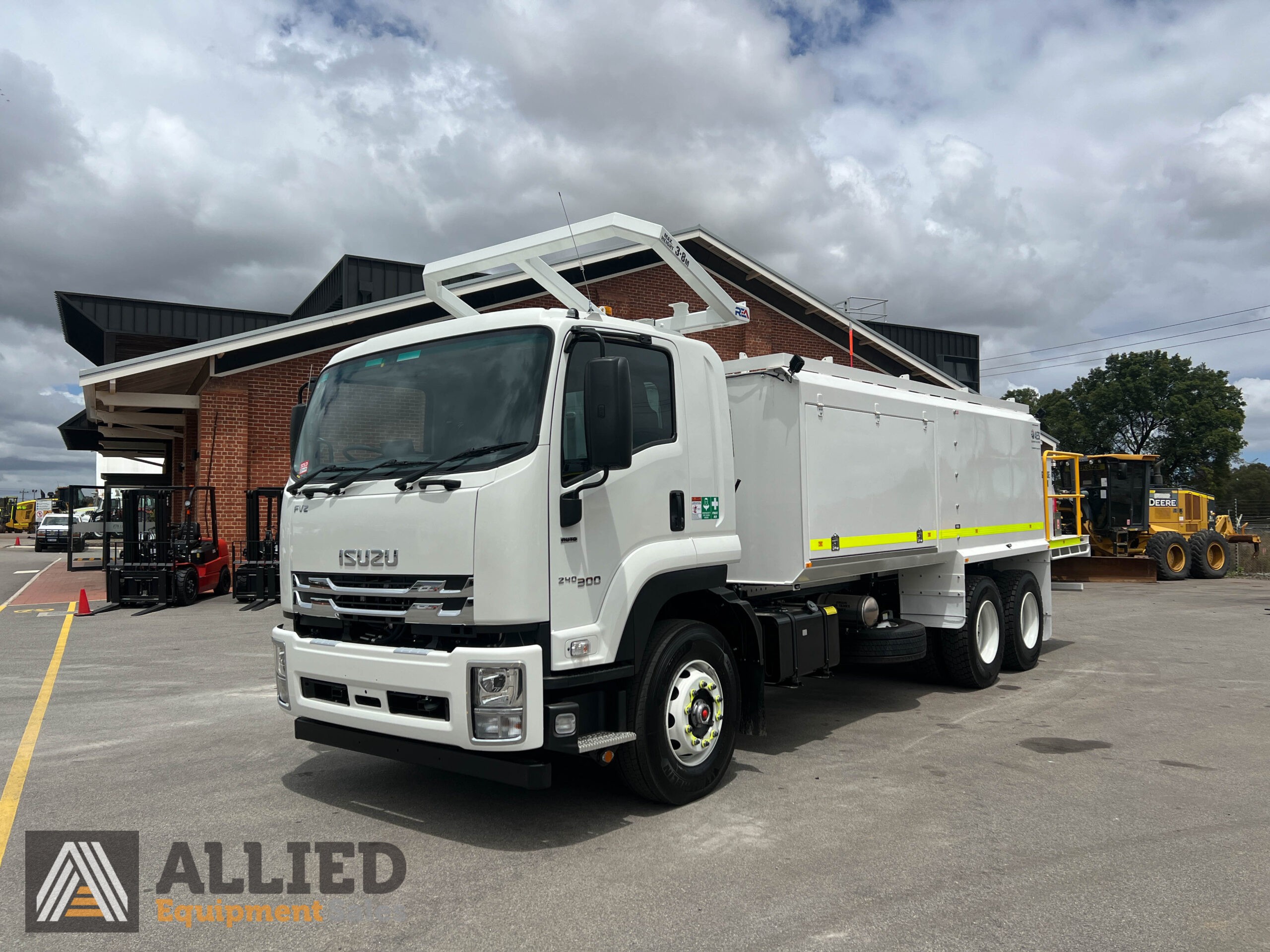 2024 ISUZU FVZ240-300 6X4 SERVICE TRUCK C/W AES 7000 SERVICE MODULE