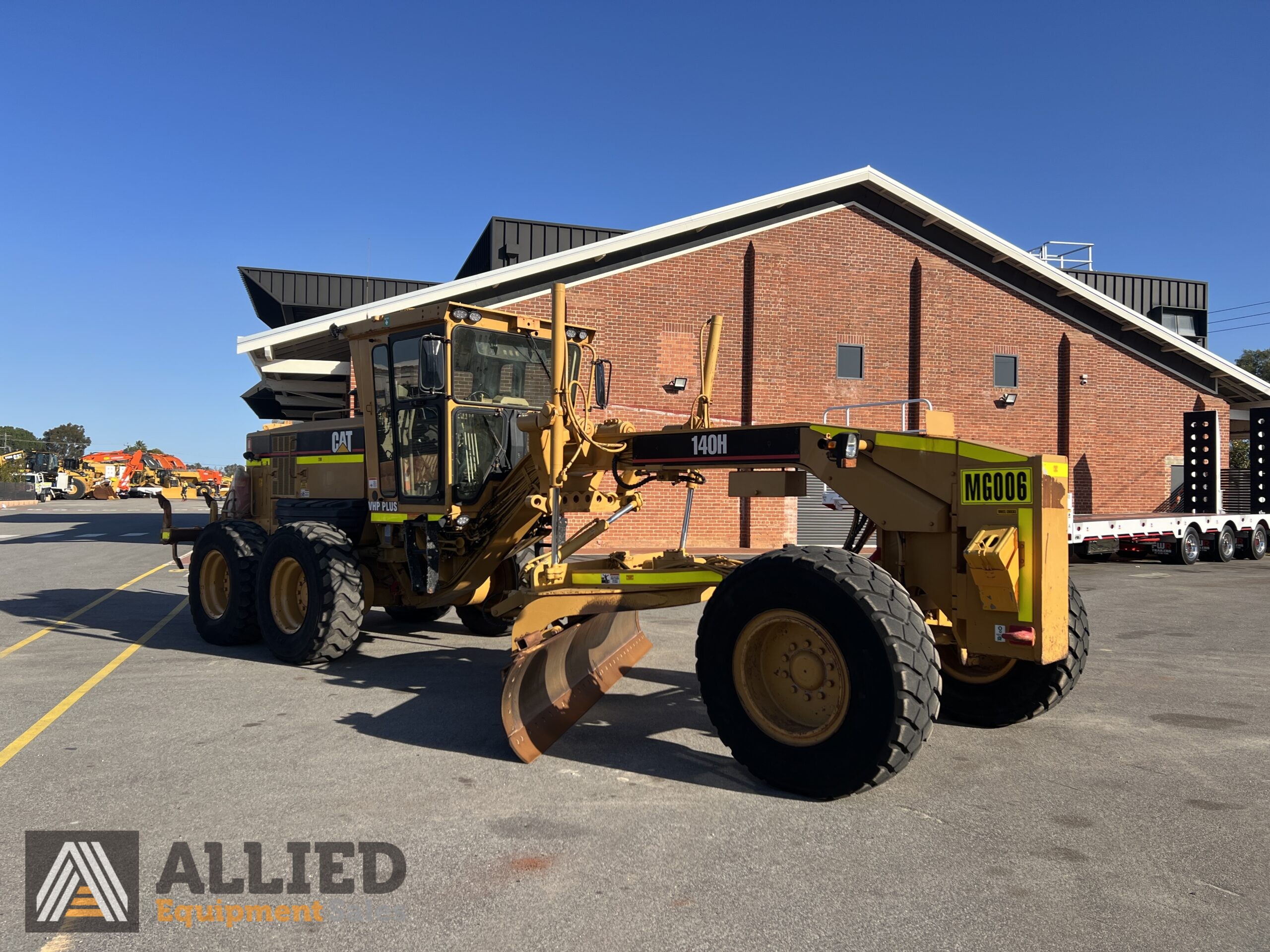 2005 CATERPILLAR 140H MOTOR GRADER