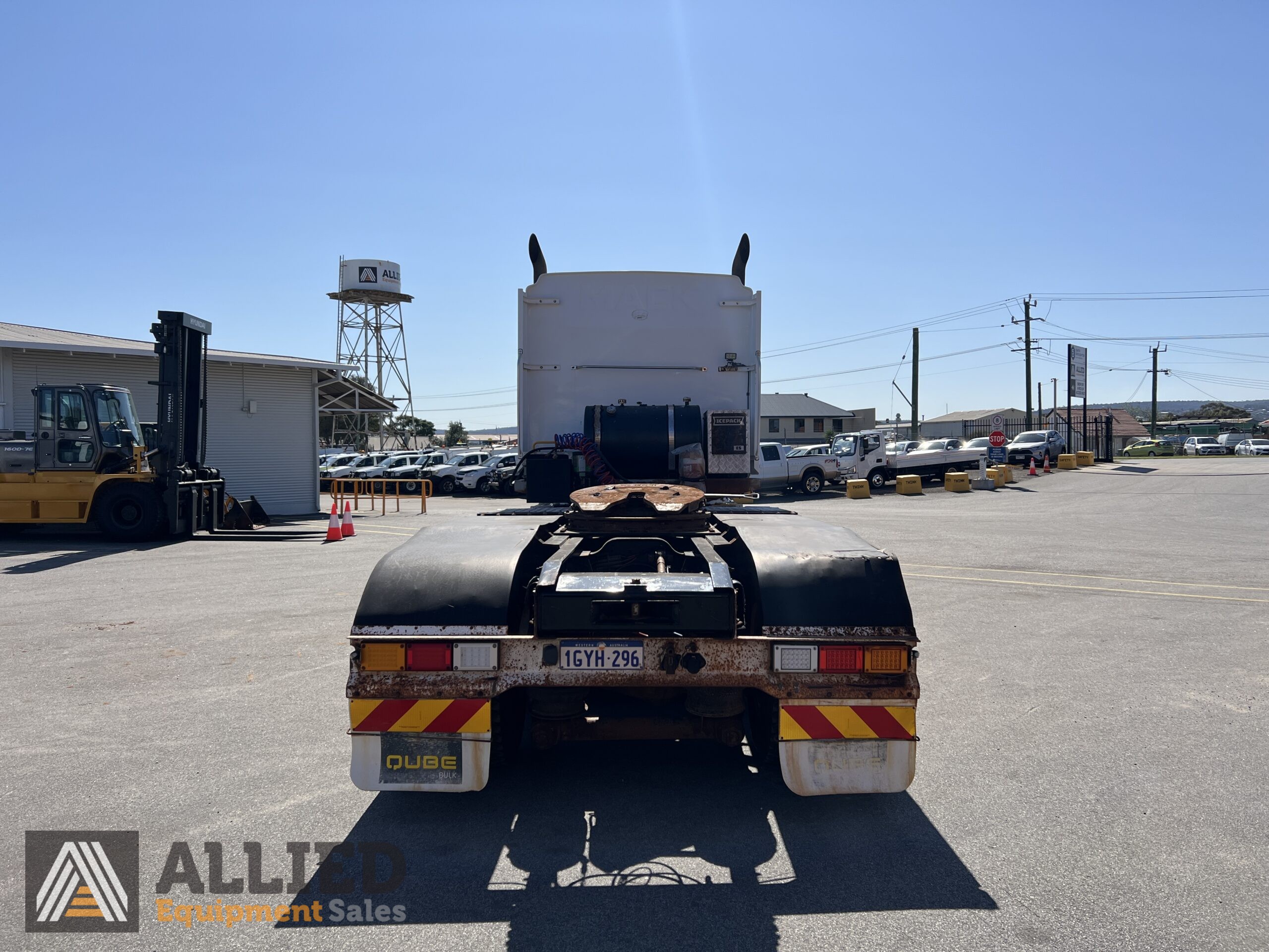 2019 MACK TITAN CLXT 685HP 8X6 PRIME MOVER