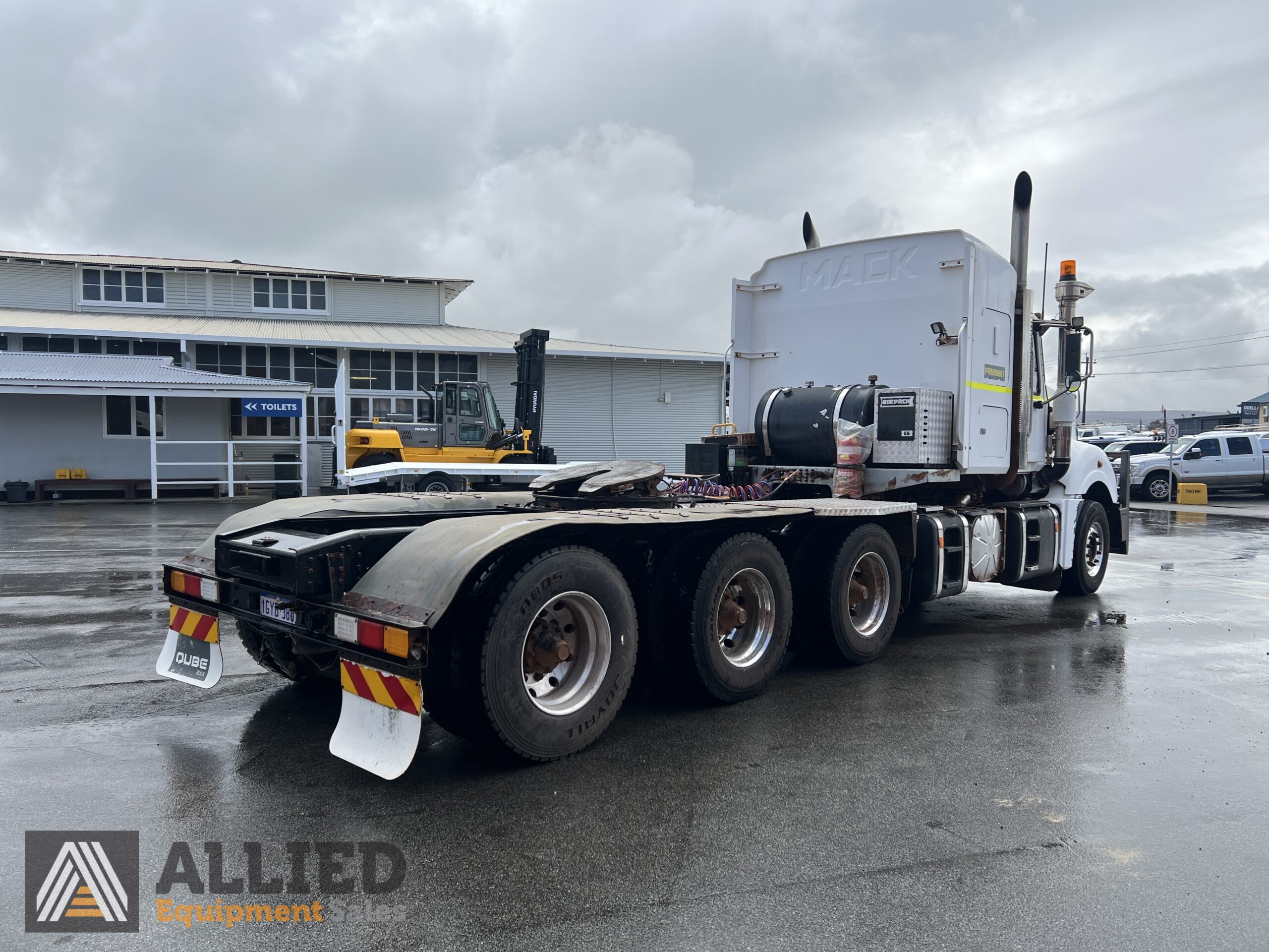 2019 MACK TITAN CLXT 685HP 8X6 PRIME MOVER