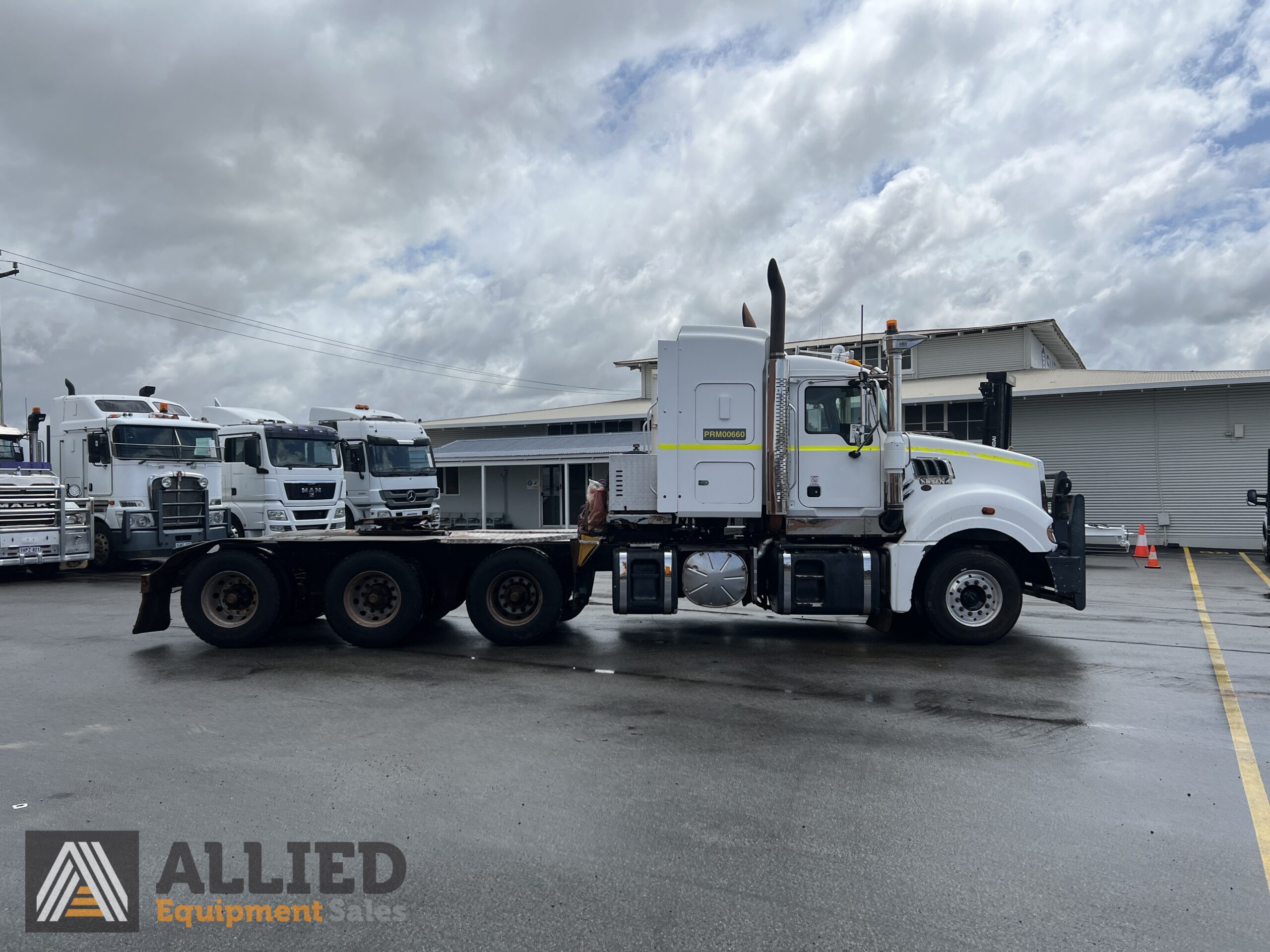 2018 MACK TITAN CLXT 685HP 8X6 PRIME MOVER