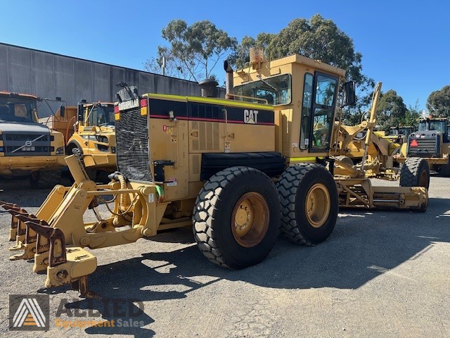 2005 CATERPILLAR 140H MOTOR GRADER