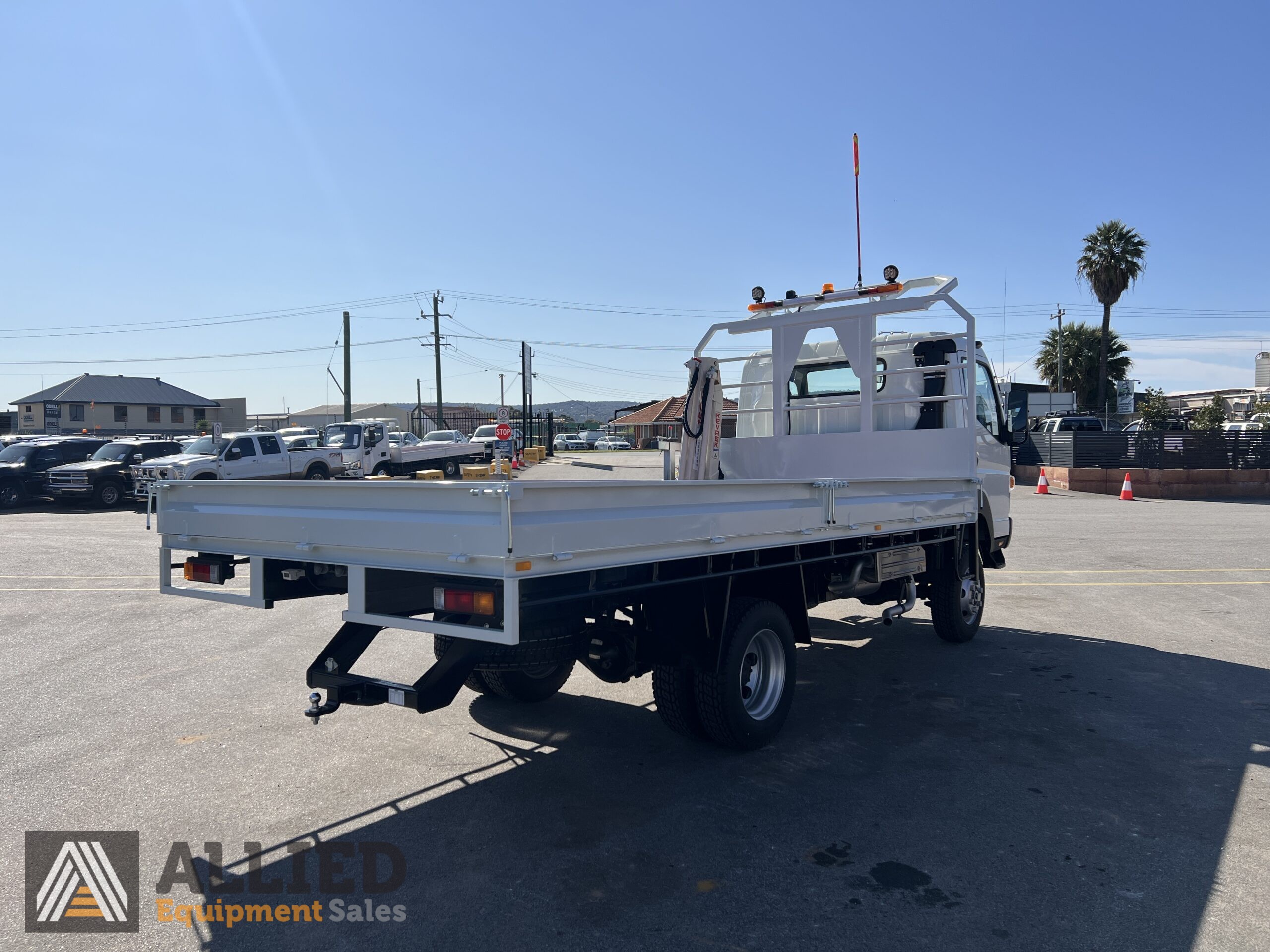 2023 MITSUBISHI FUSO FLAT TOP HIAB TRUCK