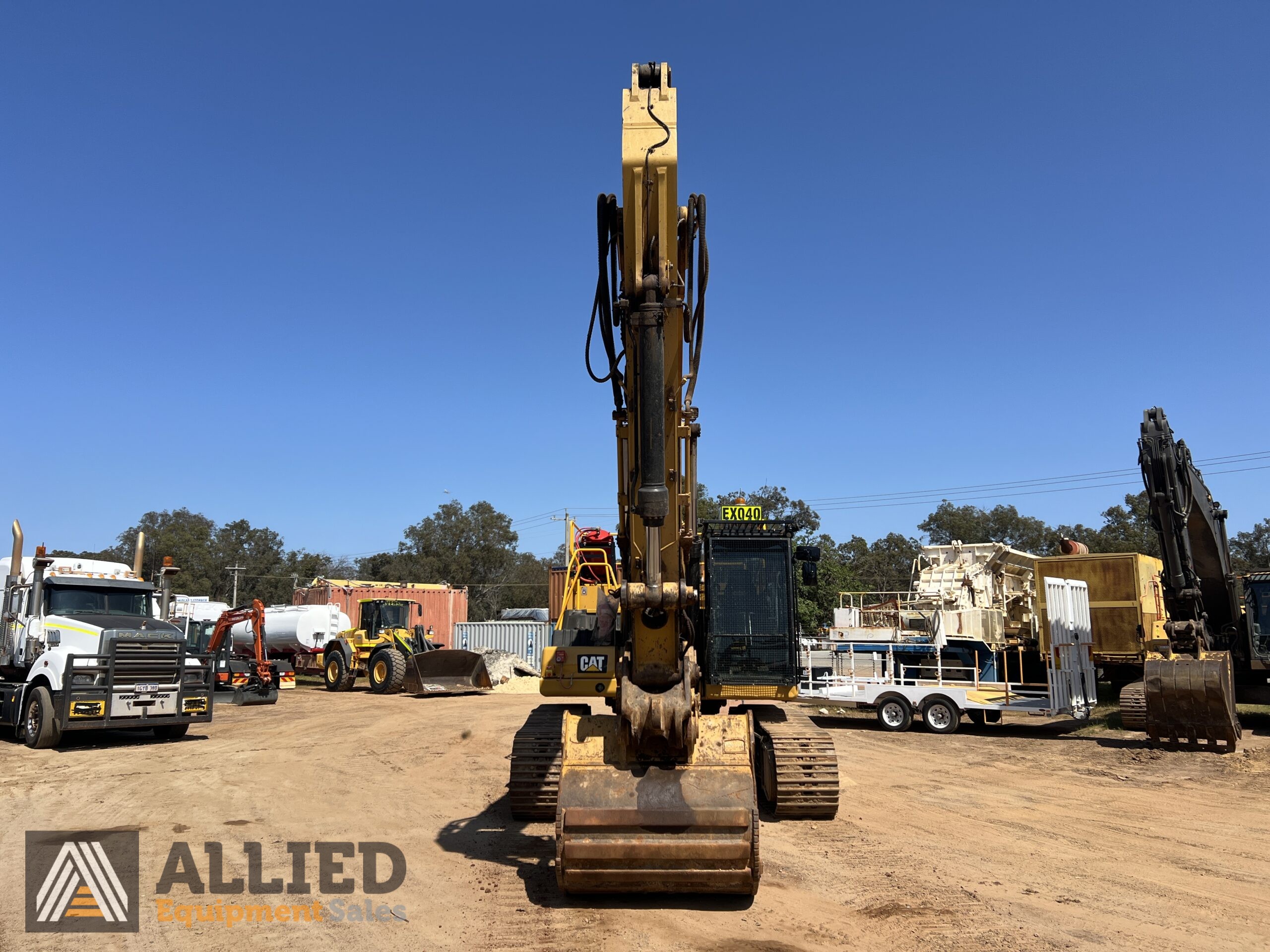 2019 CATERPILLAR 330GC EXCAVATOR