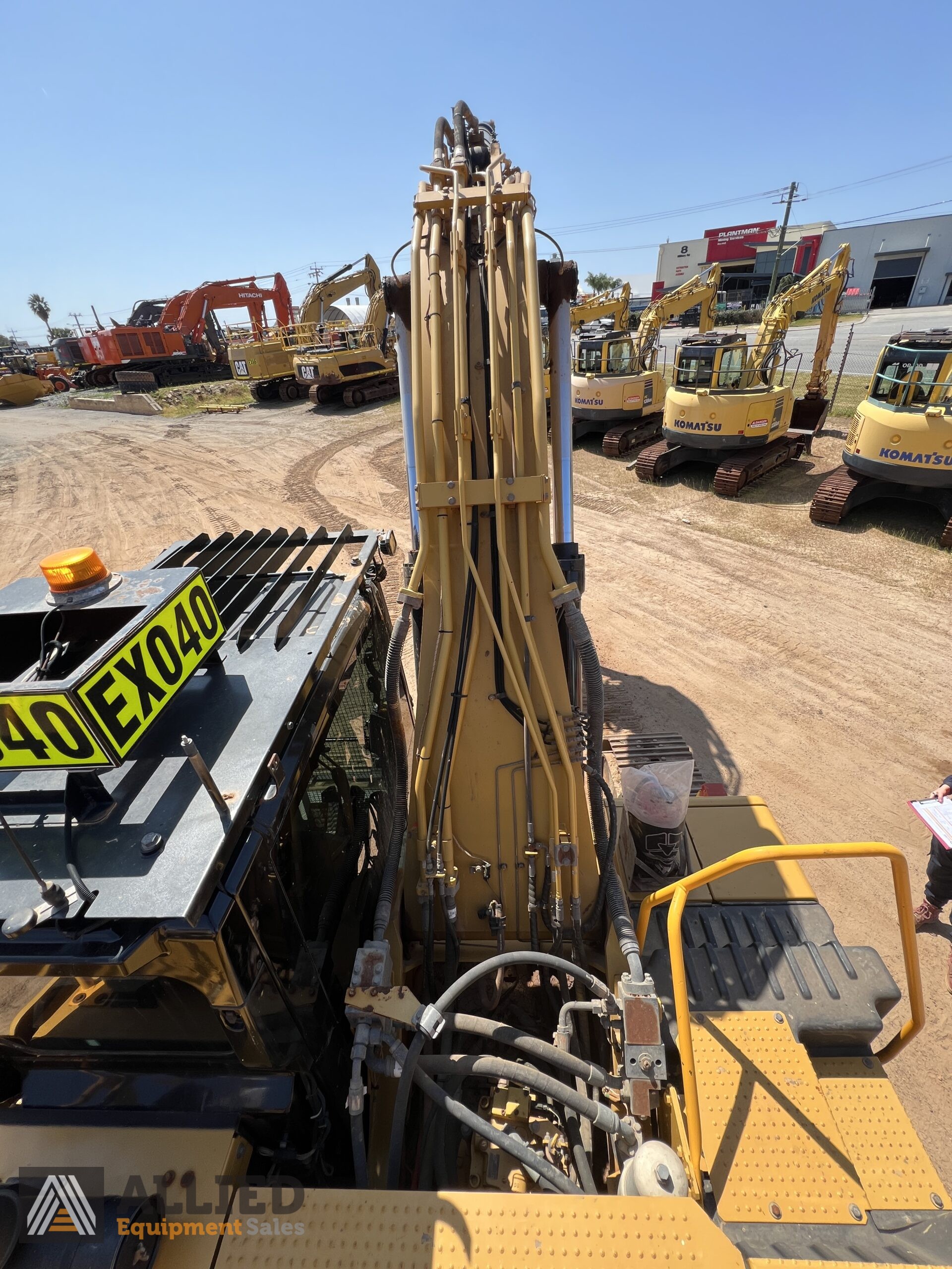 2019 CATERPILLAR 330GC EXCAVATOR