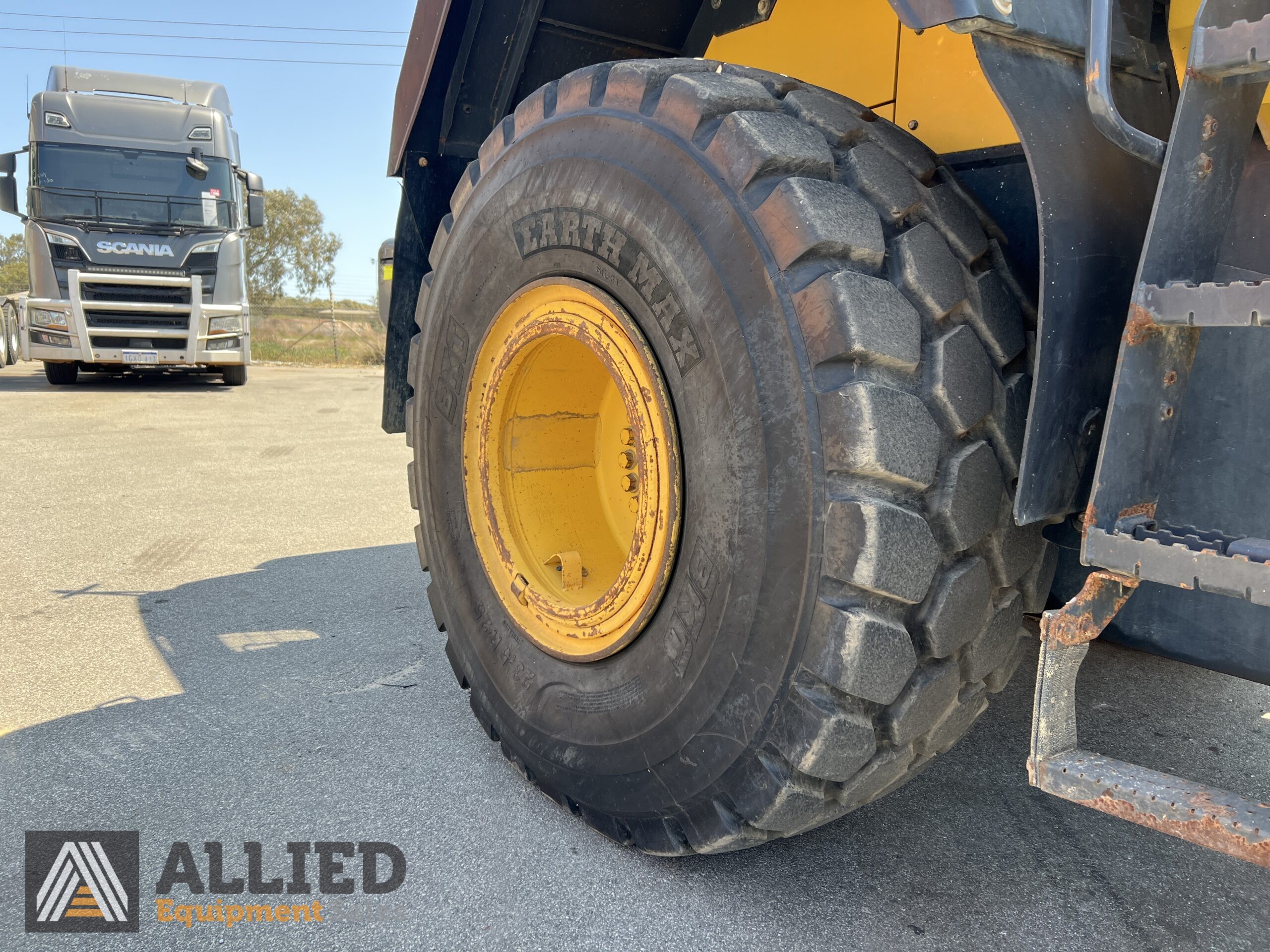 2014 KOMATSU WA380-6 WHEEL LOADER