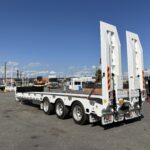 2024 FWR MIGHTY MUSCLE TRI AXLE DROP DECK – 3.5m WIDENER