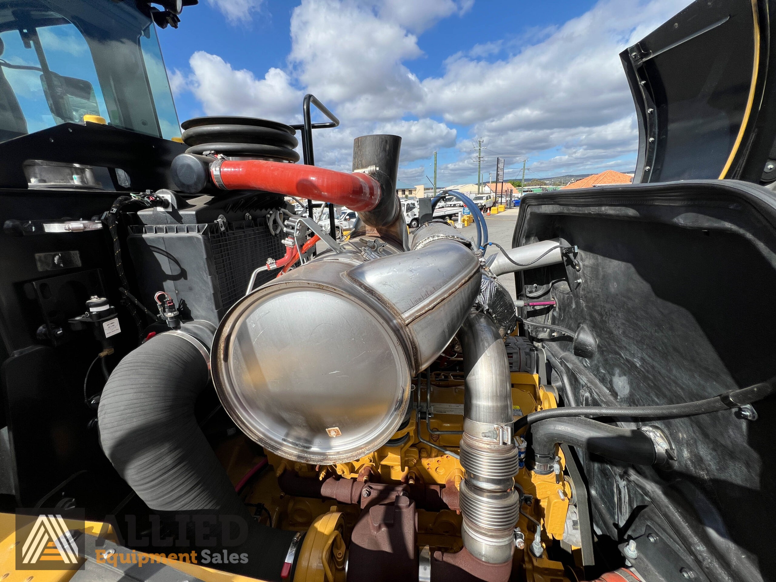 2023 CATERPILLAR 972NG WHEEL LOADER