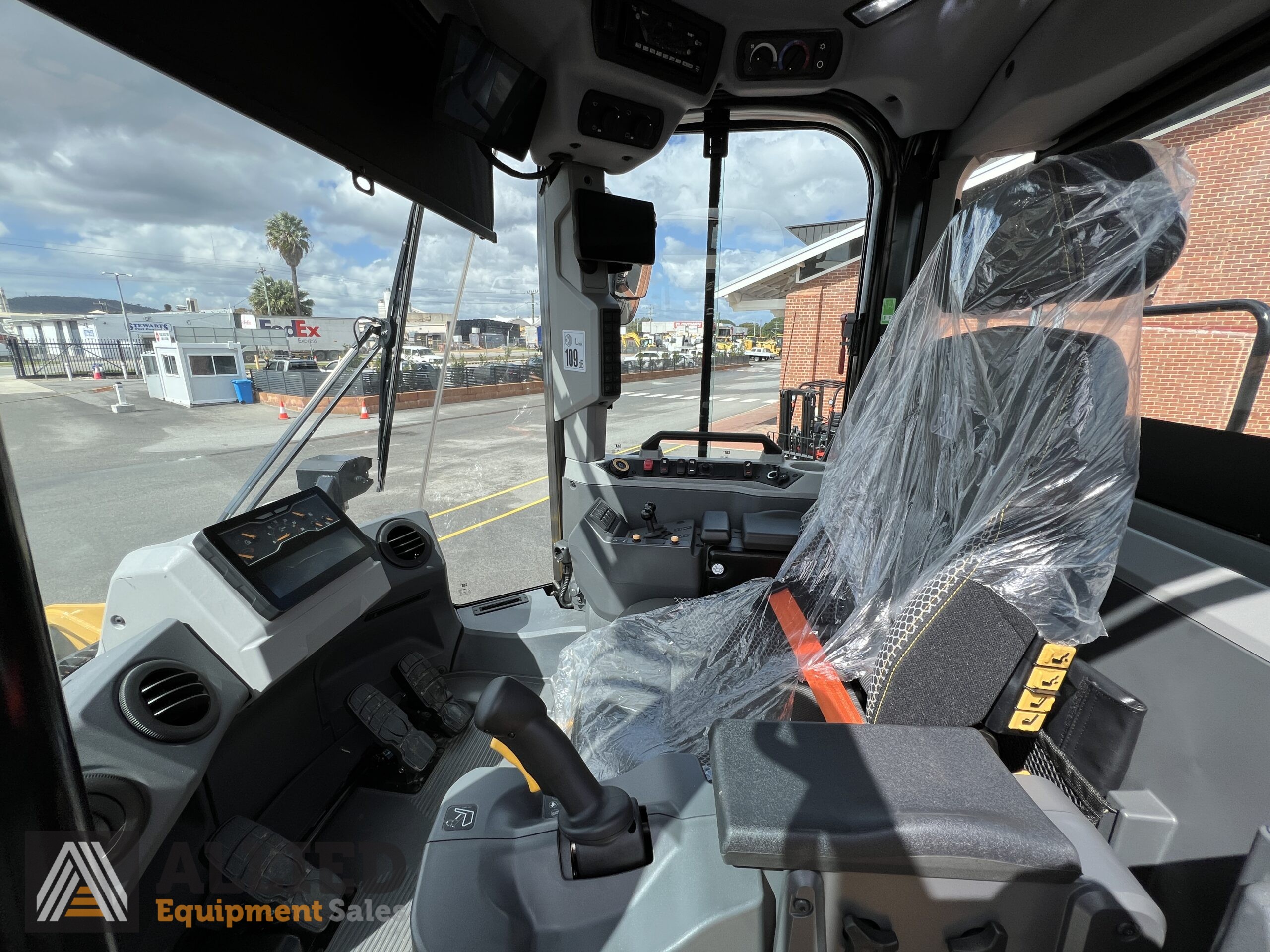 2022 CATERPILLAR 980NG WHEEL LOADER