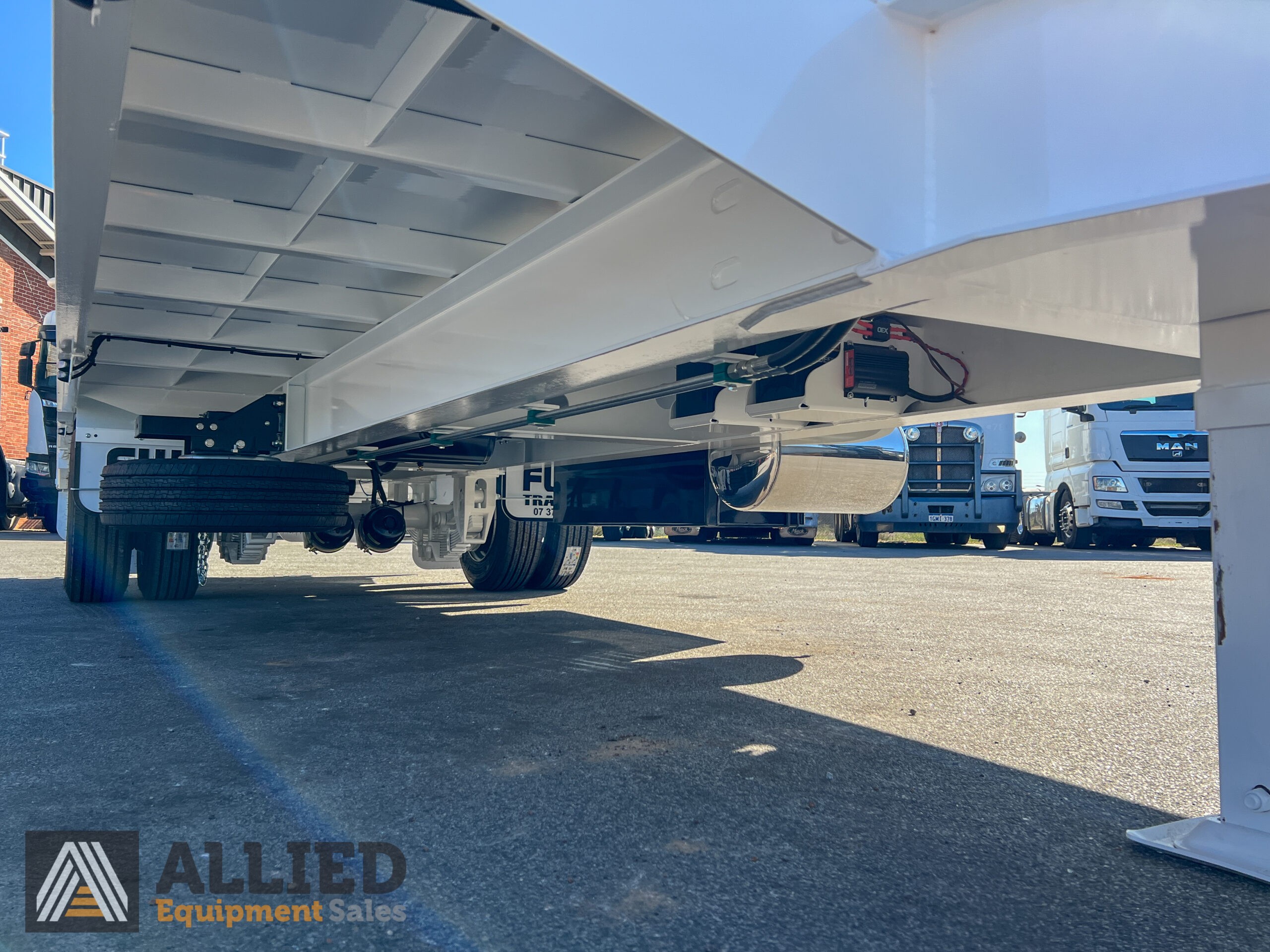 NEW 2024 FWR SINGLE AXLE TAG TRAILER – ALL HYDRAULIC