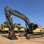 2019 VOLVO EC300D HYDRAULIC EXCAVATOR