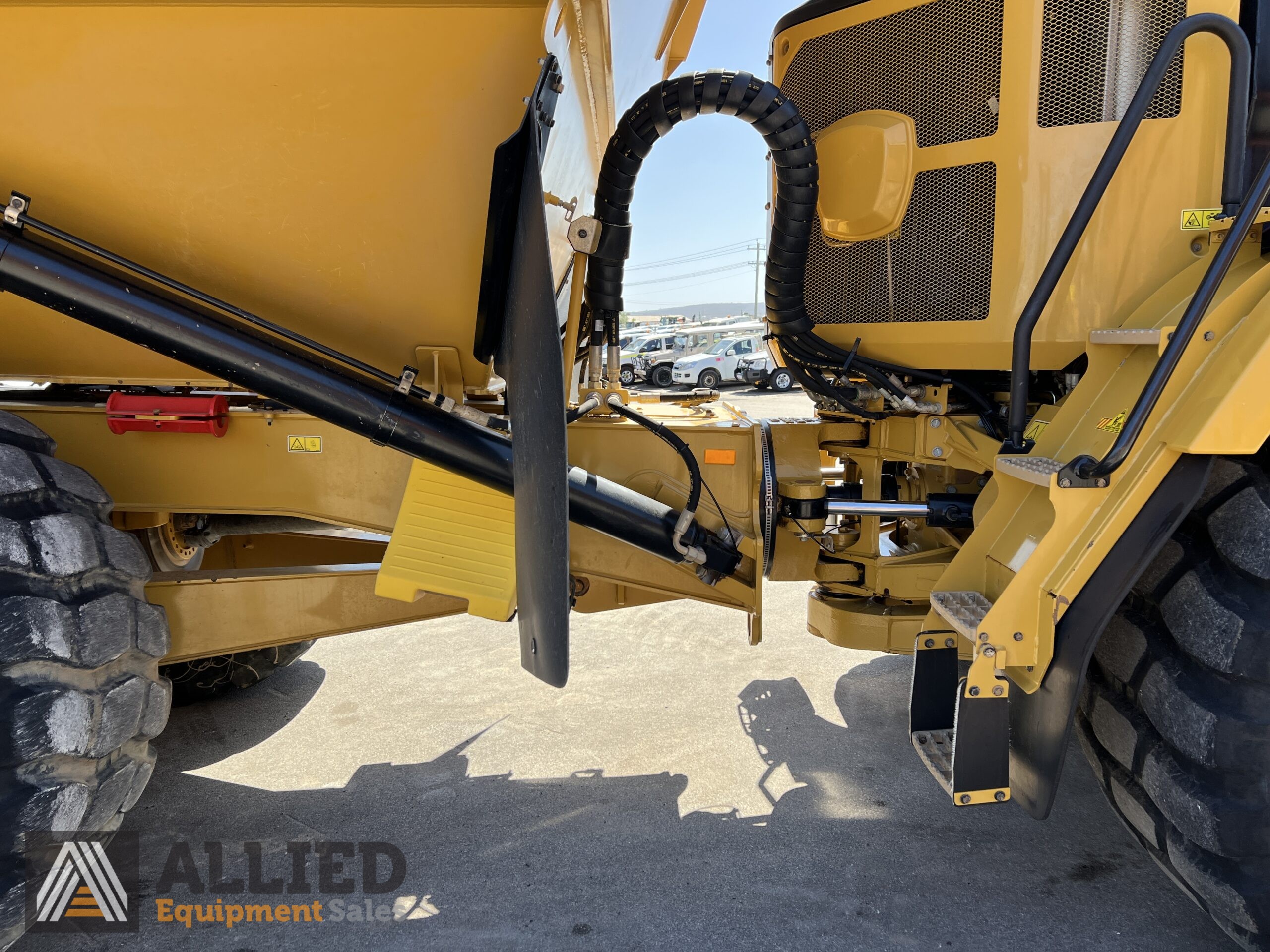 2022 CATERPILLAR 730 ARTICULATED DUMP TRUCK