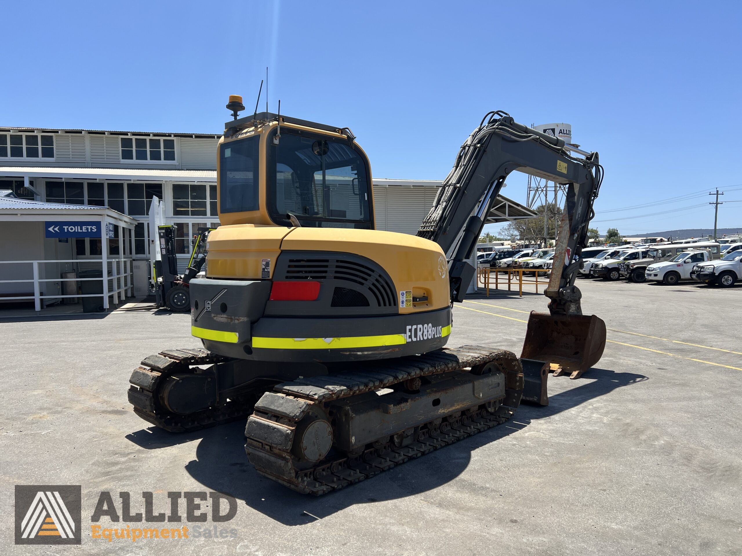 2018 VOLVO ECR88 HYDRAULIC EXCAVATOR