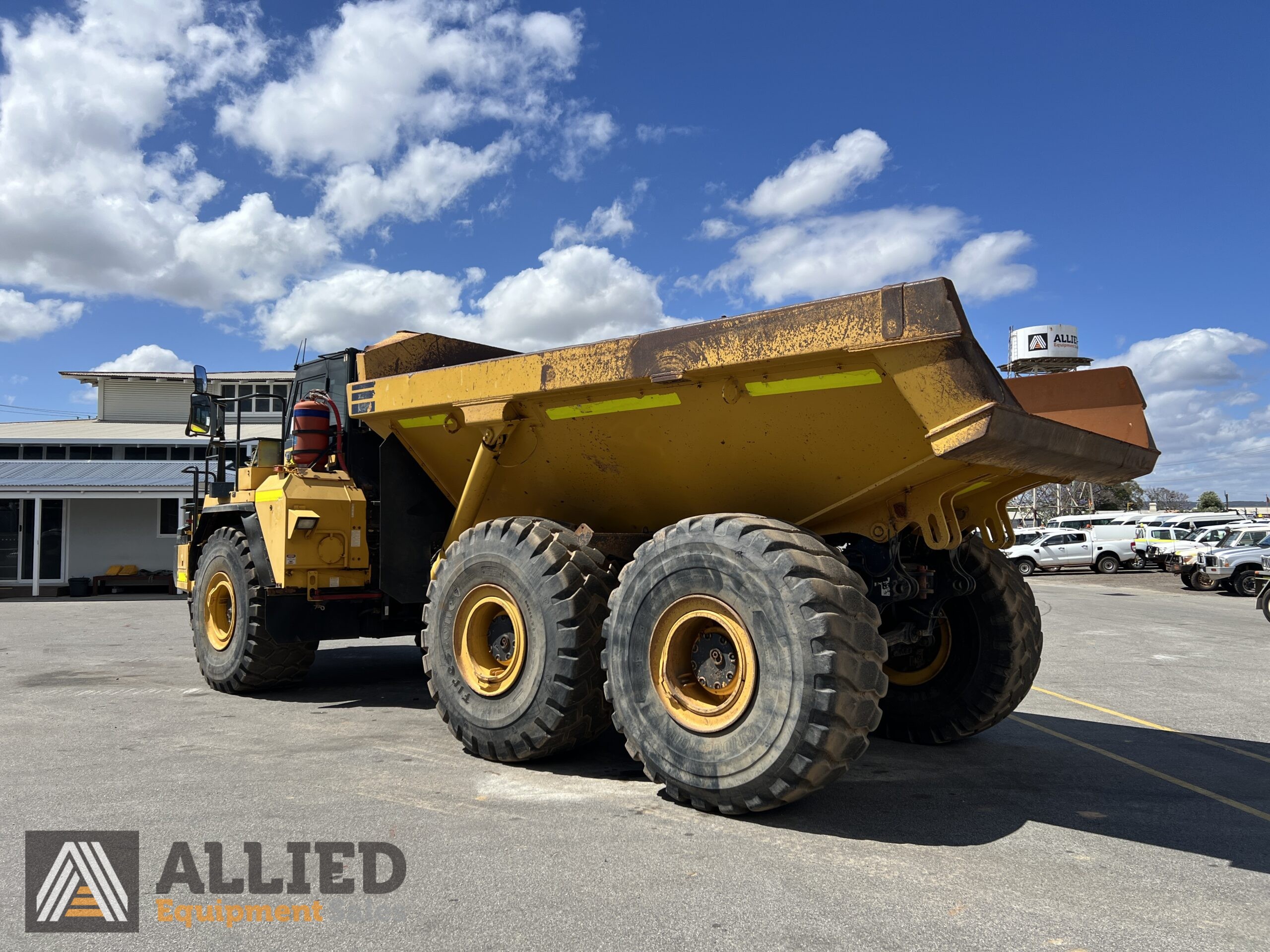 2012 KOMATSU HM400-2 ARTICULATED DUMP TRUCK