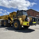 2012 KOMATSU HM400-2 ARTICULATED DUMP TRUCK