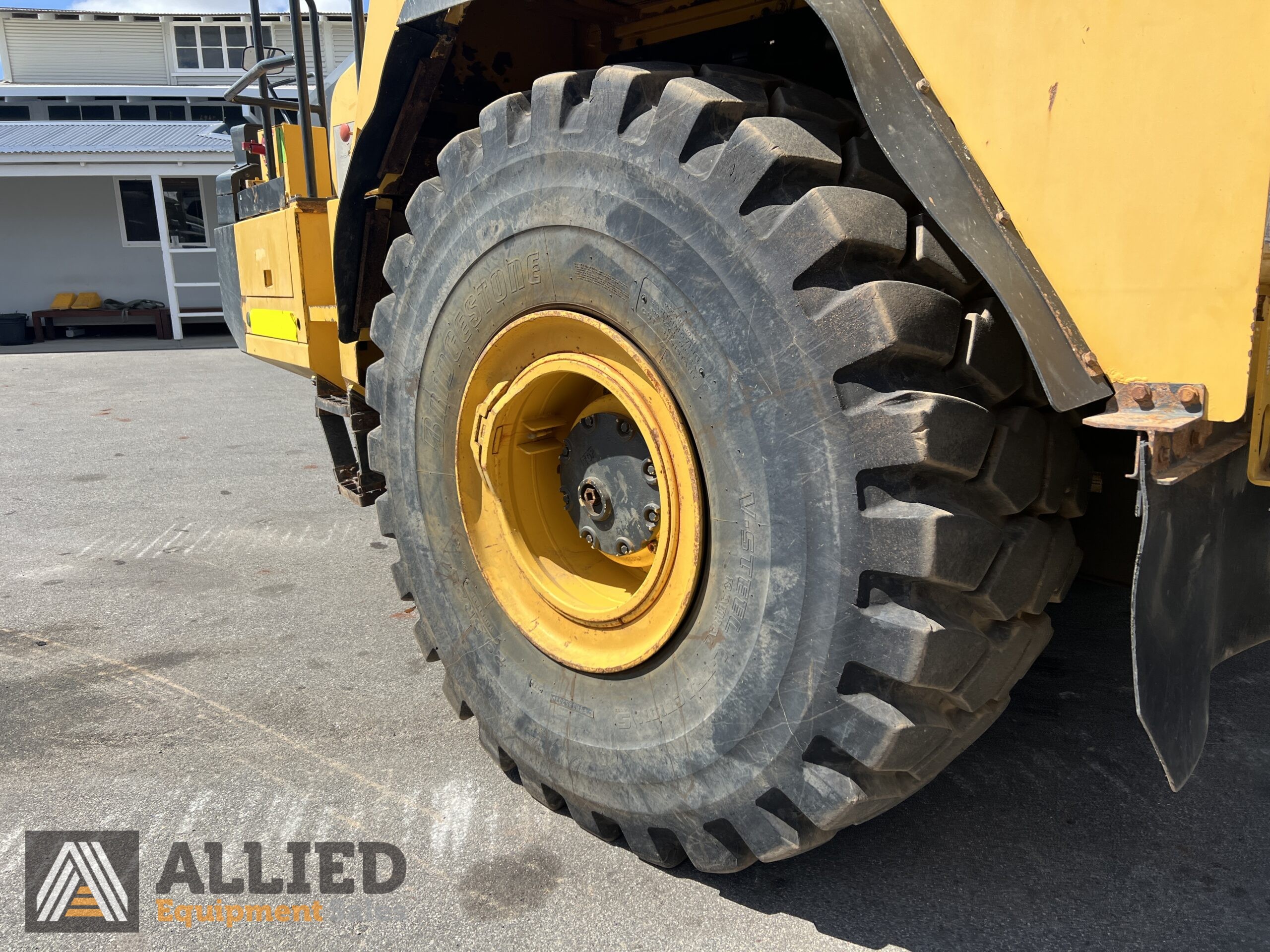 2012 KOMATSU HM400-2 ARTICULATED DUMP TRUCK