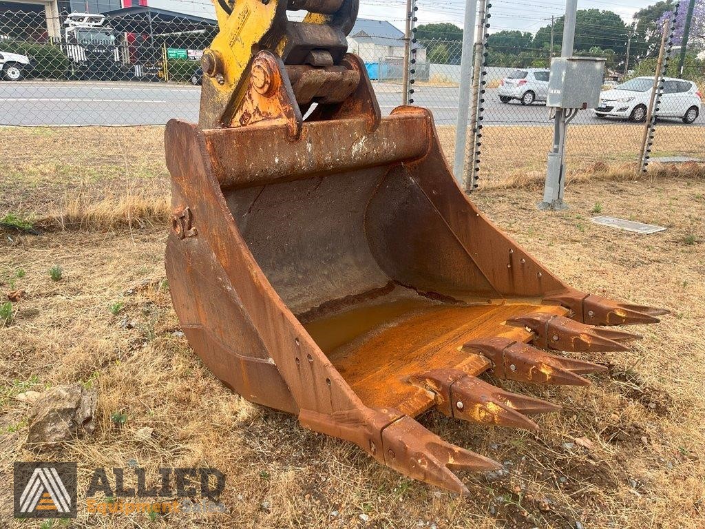 2011 KOMATSU PC450LC-8 EXCAVATOR