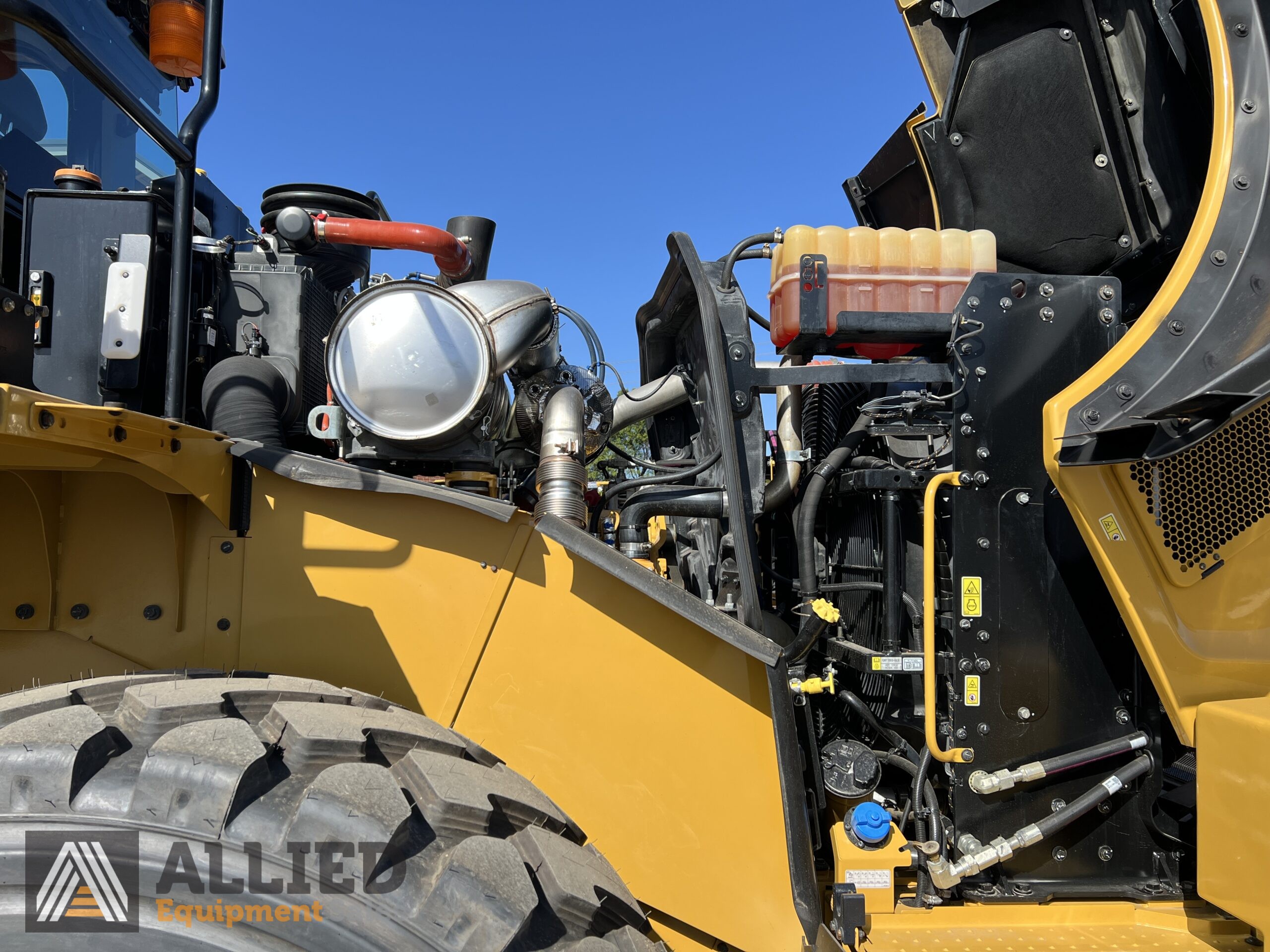 2023 CATERPILLAR 972NG WHEEL LOADER