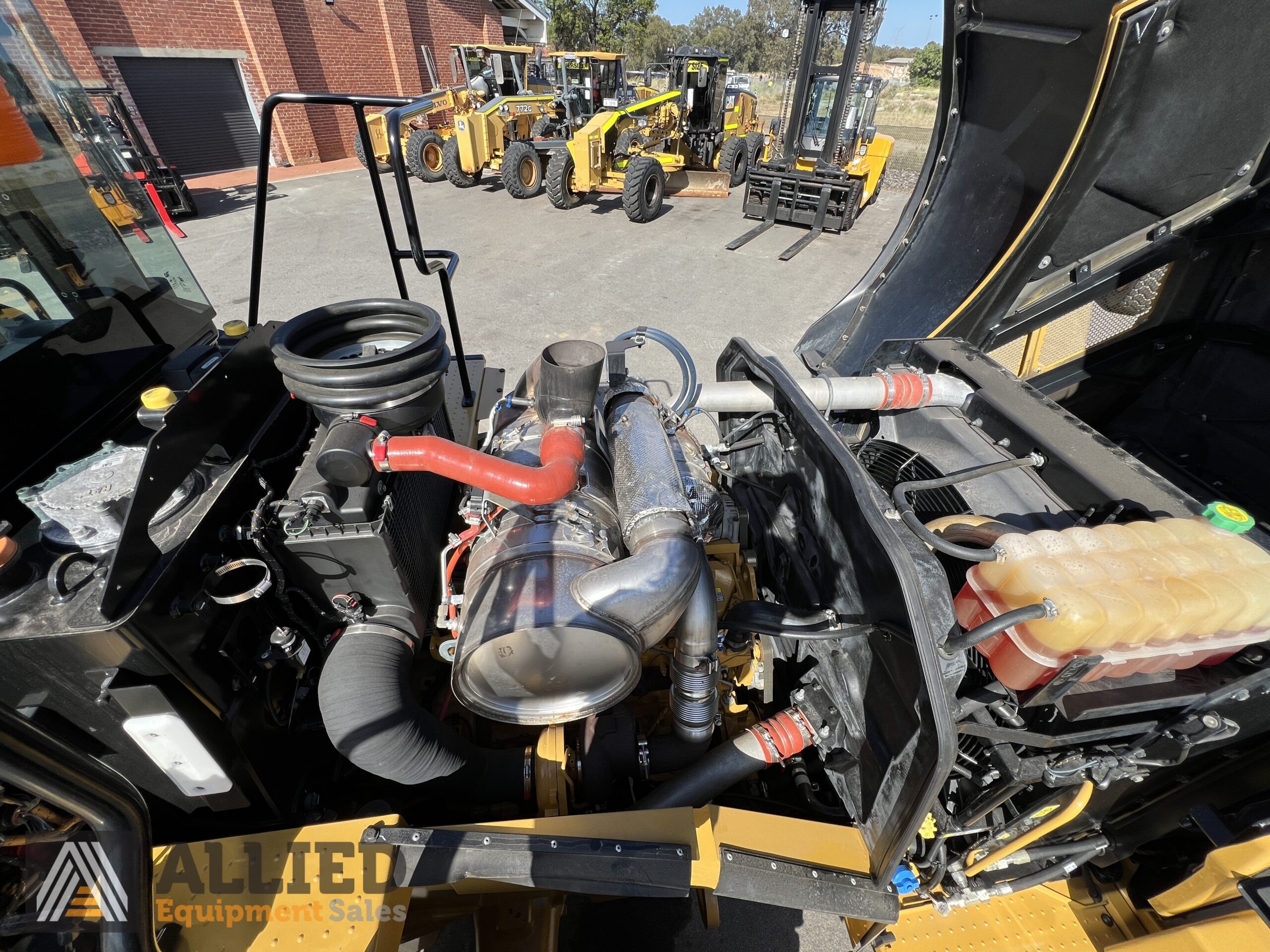 2023 CATERPILLAR 972NG WHEEL LOADER