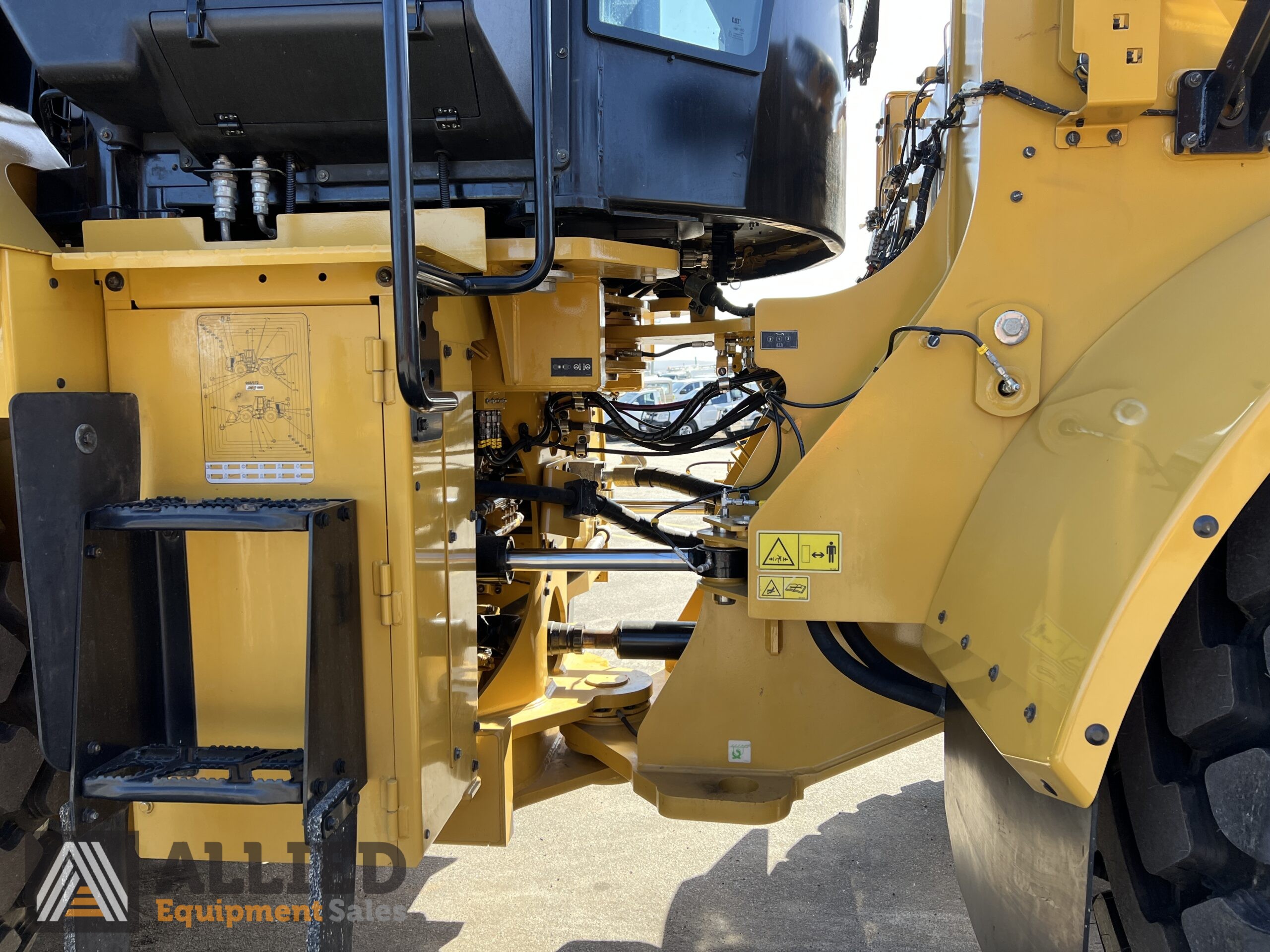 2023 CATERPILLAR 972NG WHEEL LOADER