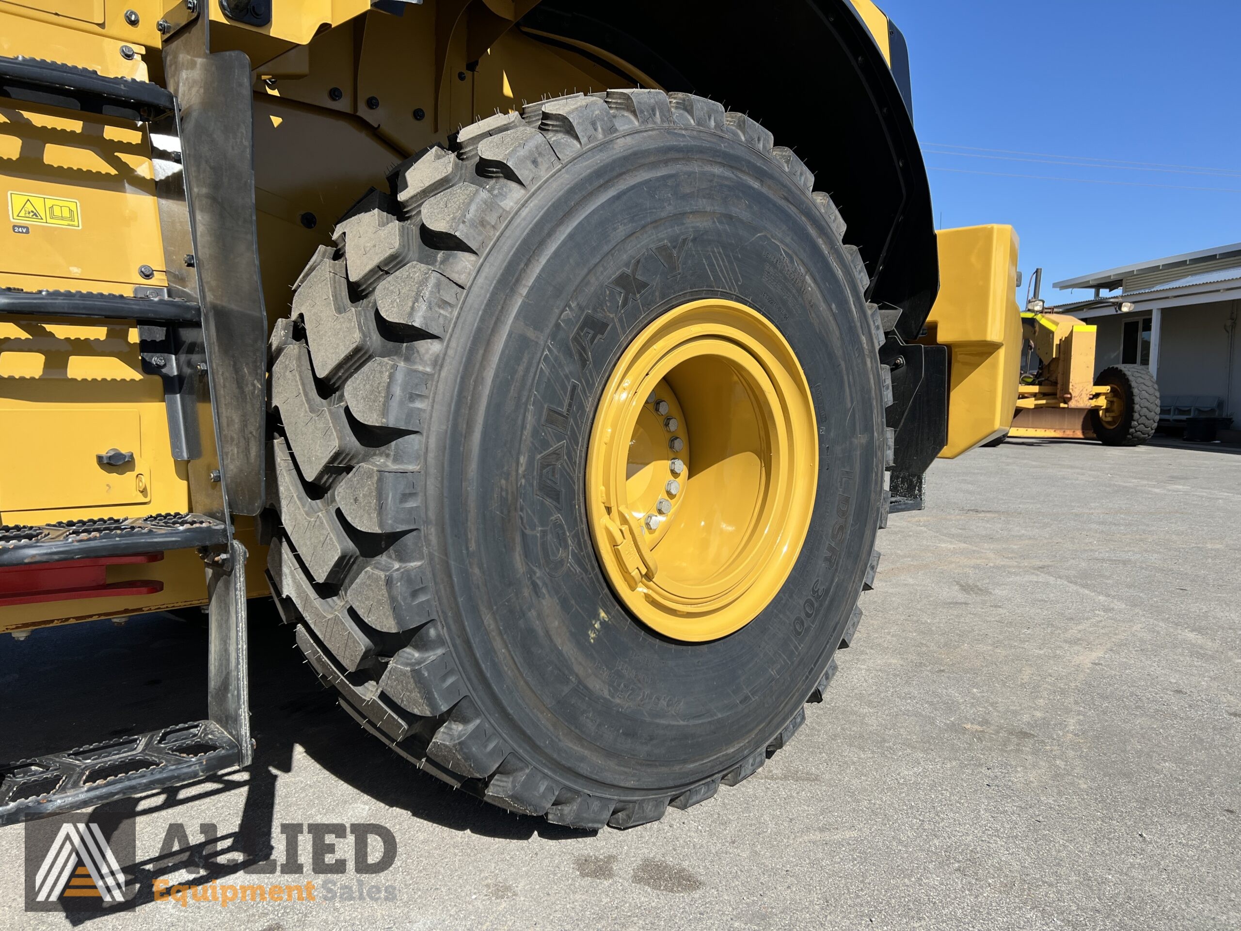 2023 CATERPILLAR 972NG WHEEL LOADER