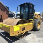 2022 CATERPILLAR CS64B SMOOTH DRUM VIBRATORY ROLLER