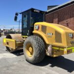 2022 CATERPILLAR CS64B SMOOTH DRUM VIBRATORY ROLLER