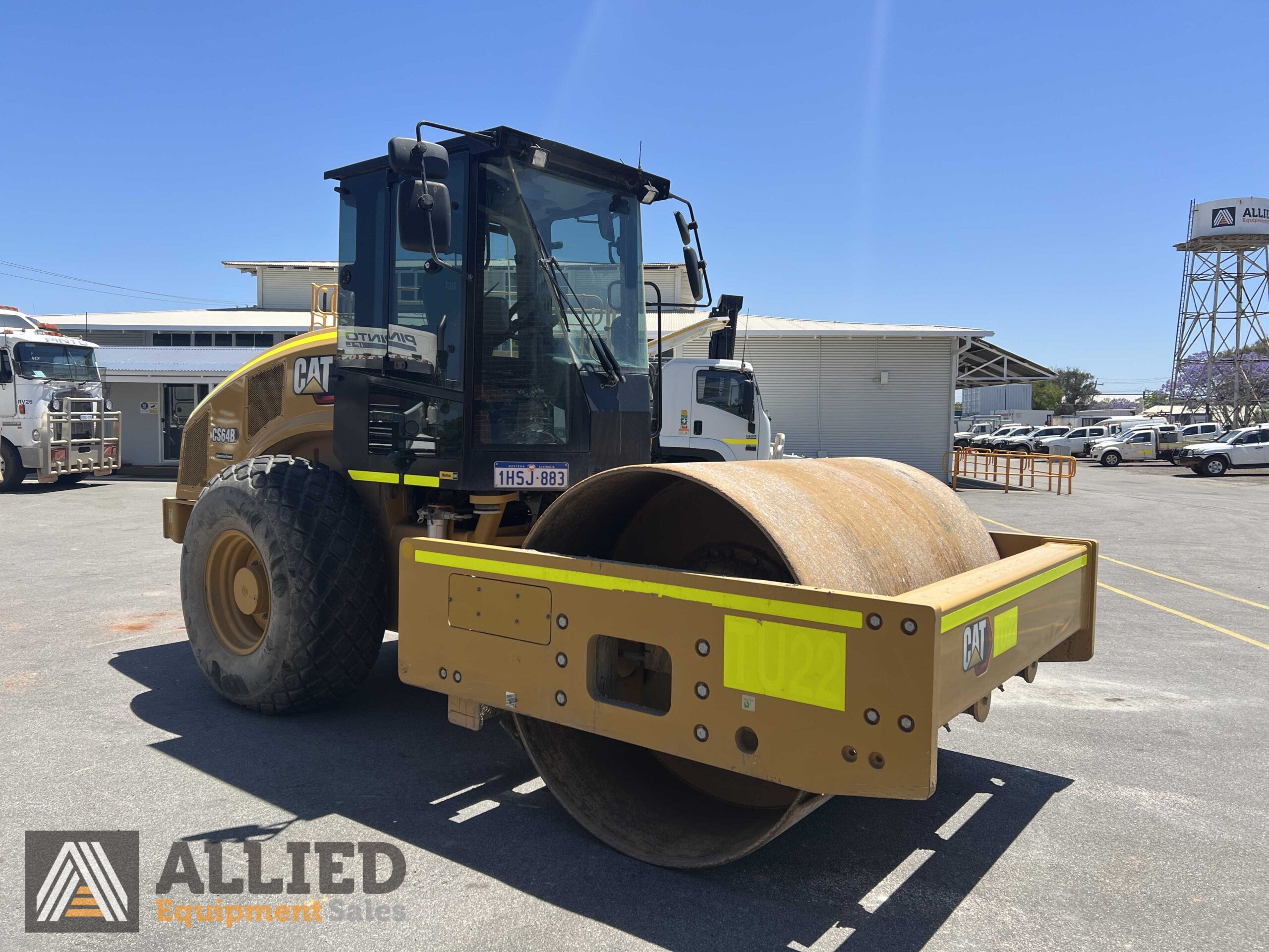 2022 CATERPILLAR CS64B SMOOTH DRUM VIBRATORY ROLLER