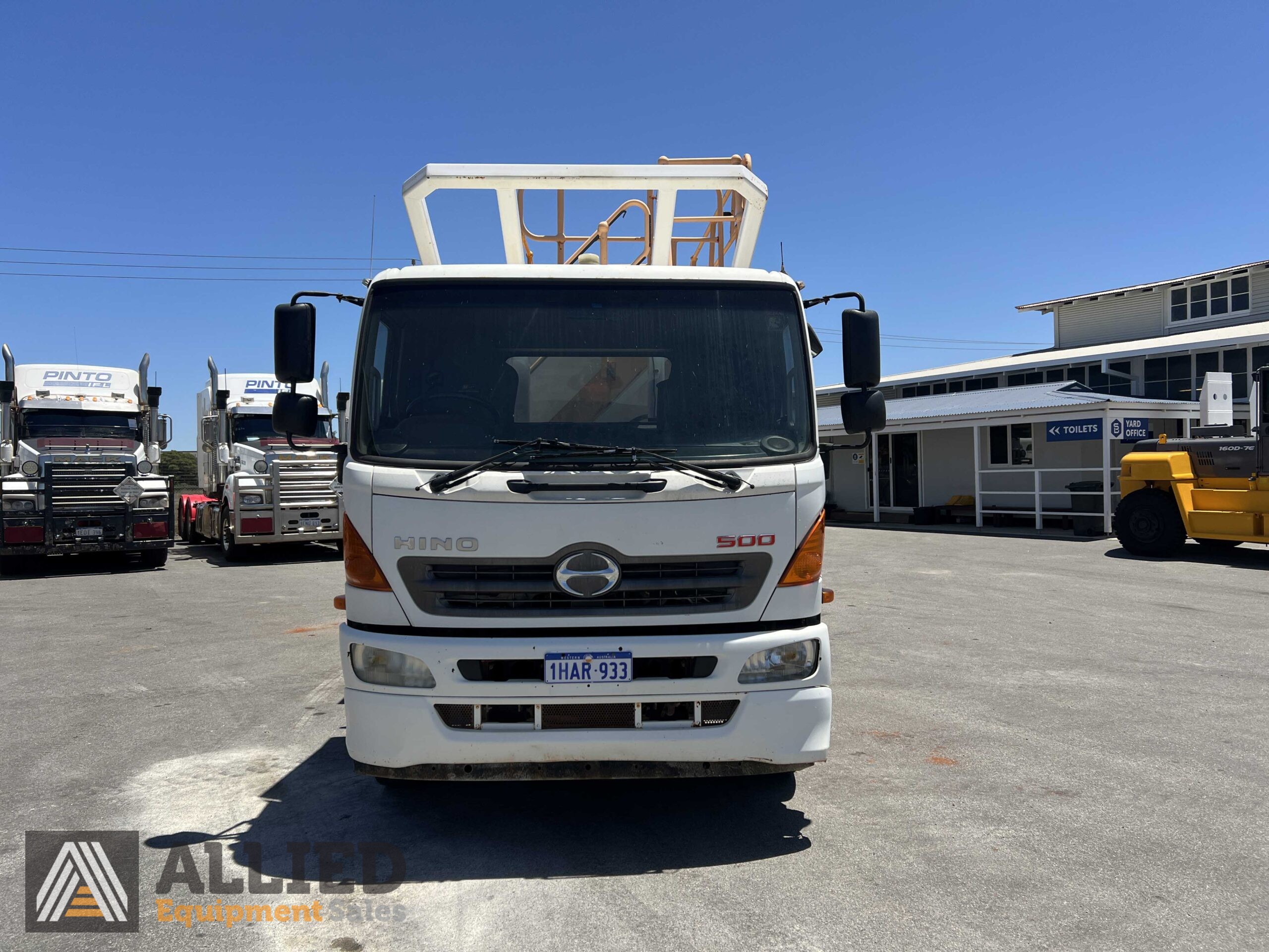 2013 HINO FM500 WATER TRUCK