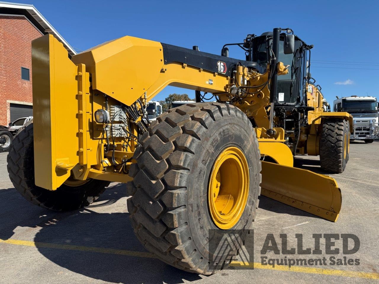 2020 CATERPILLAR 16 NG MOTOR GRADER