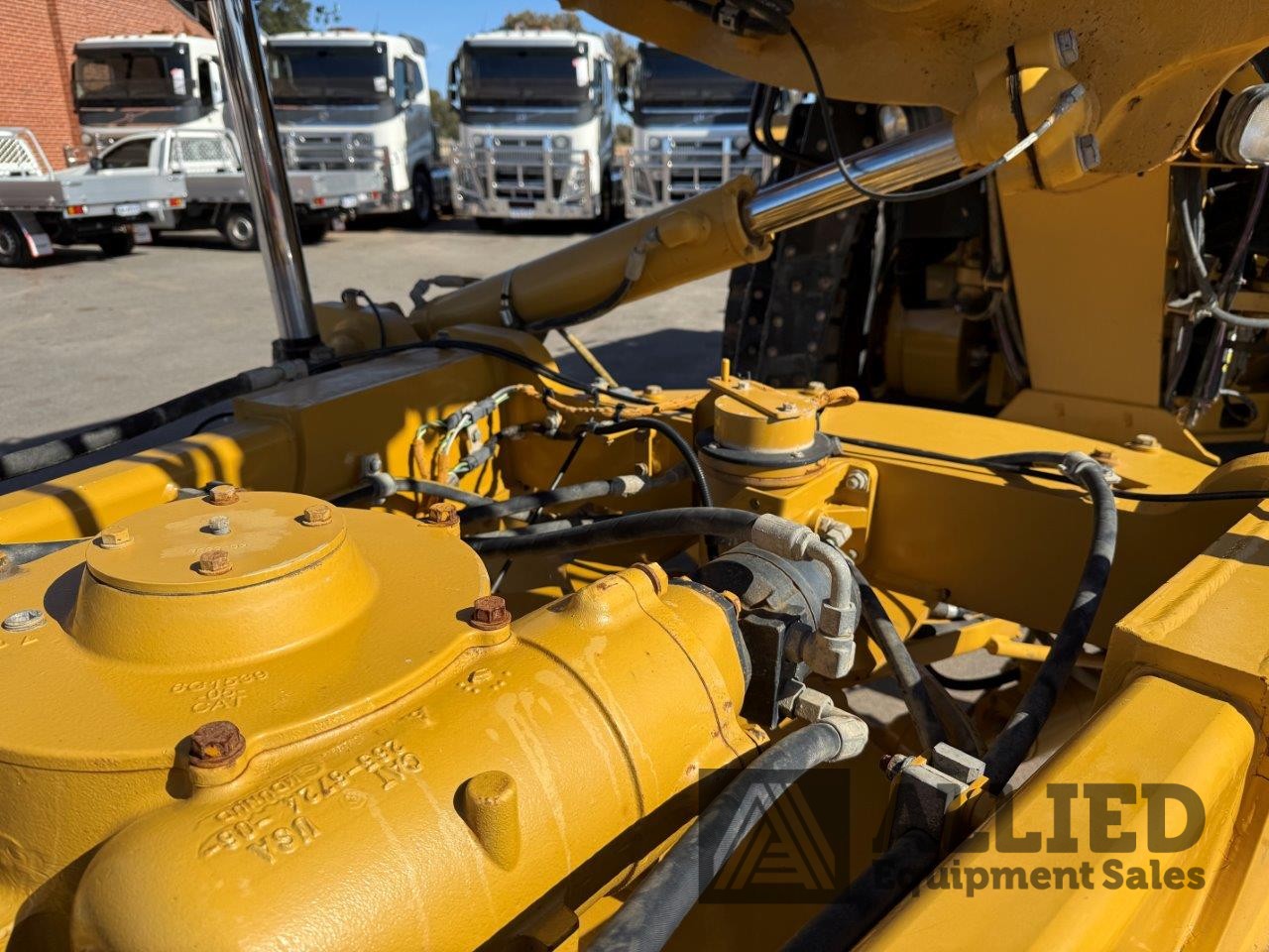 2020 CATERPILLAR 16 NG MOTOR GRADER