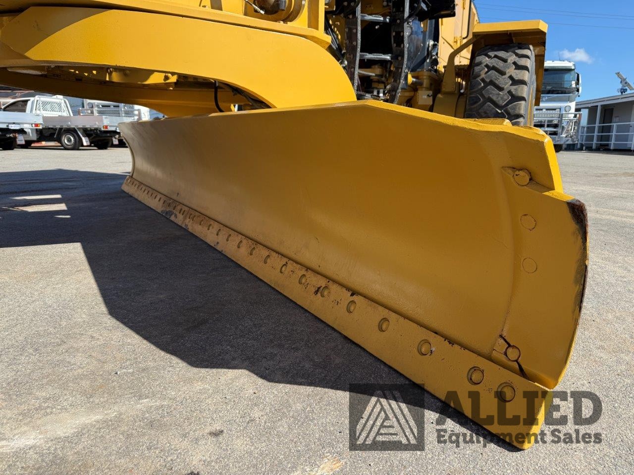 2020 CATERPILLAR 16 NG MOTOR GRADER