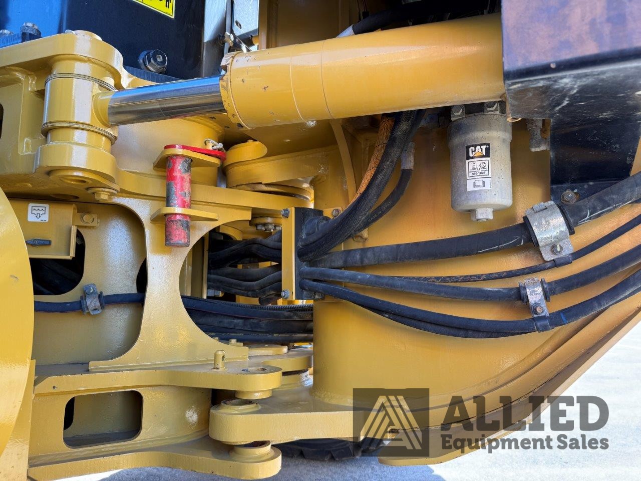 2020 CATERPILLAR 16 NG MOTOR GRADER