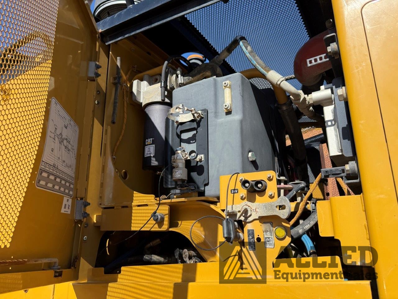 2020 CATERPILLAR 16 NG MOTOR GRADER