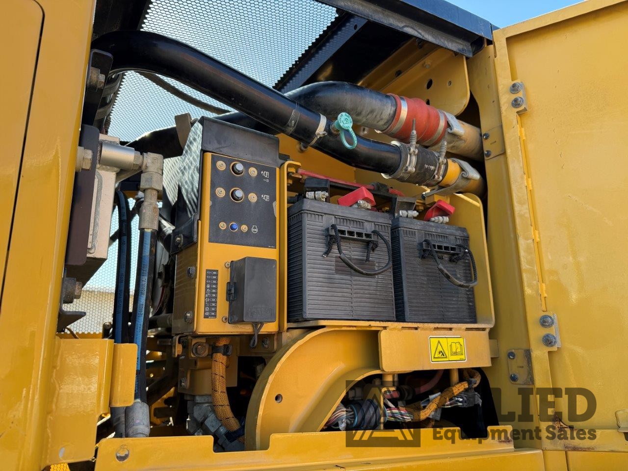 2020 CATERPILLAR 16 NG MOTOR GRADER