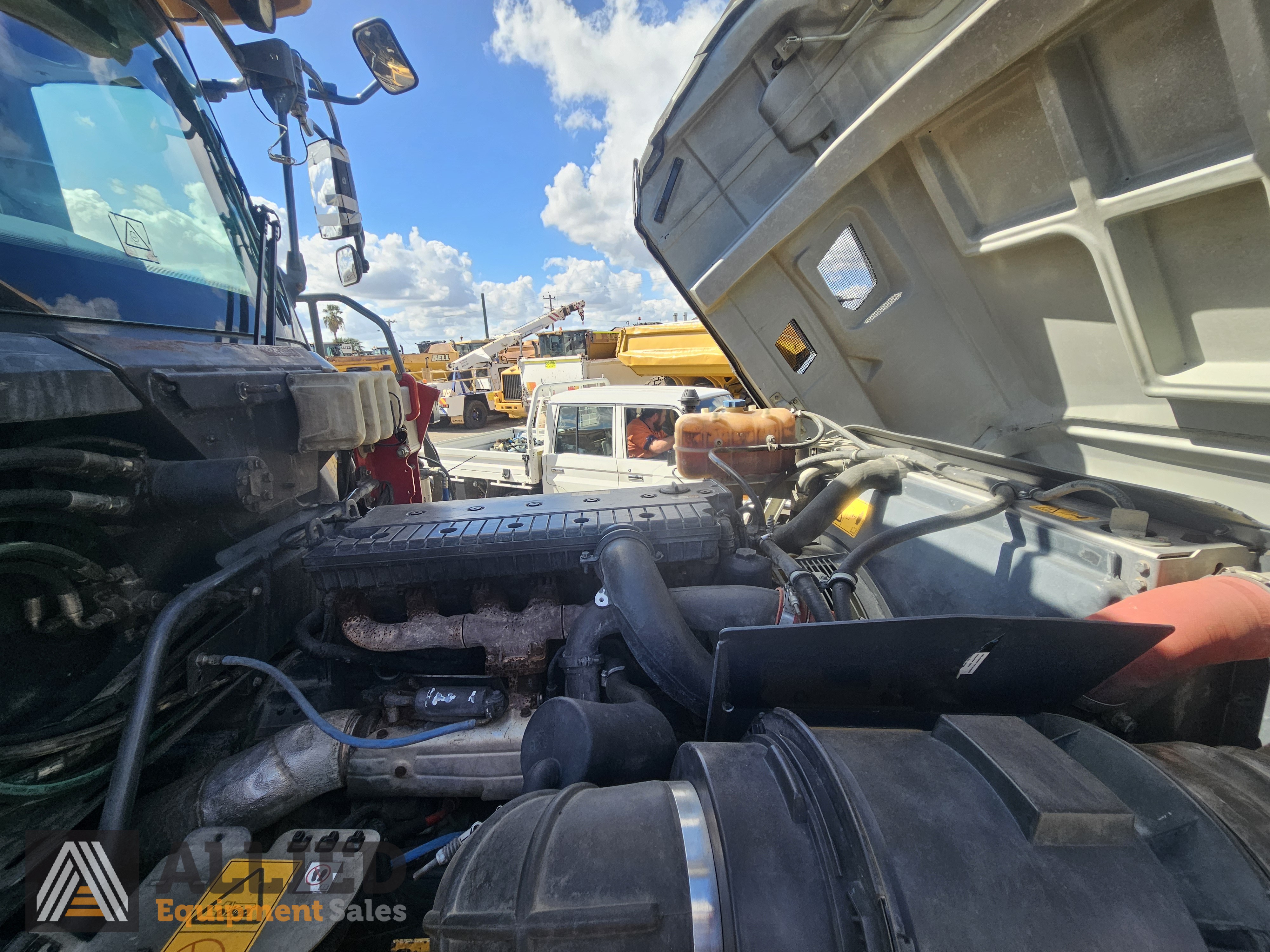2013 BELL B30E ARTICULATED DUMP TRUCK