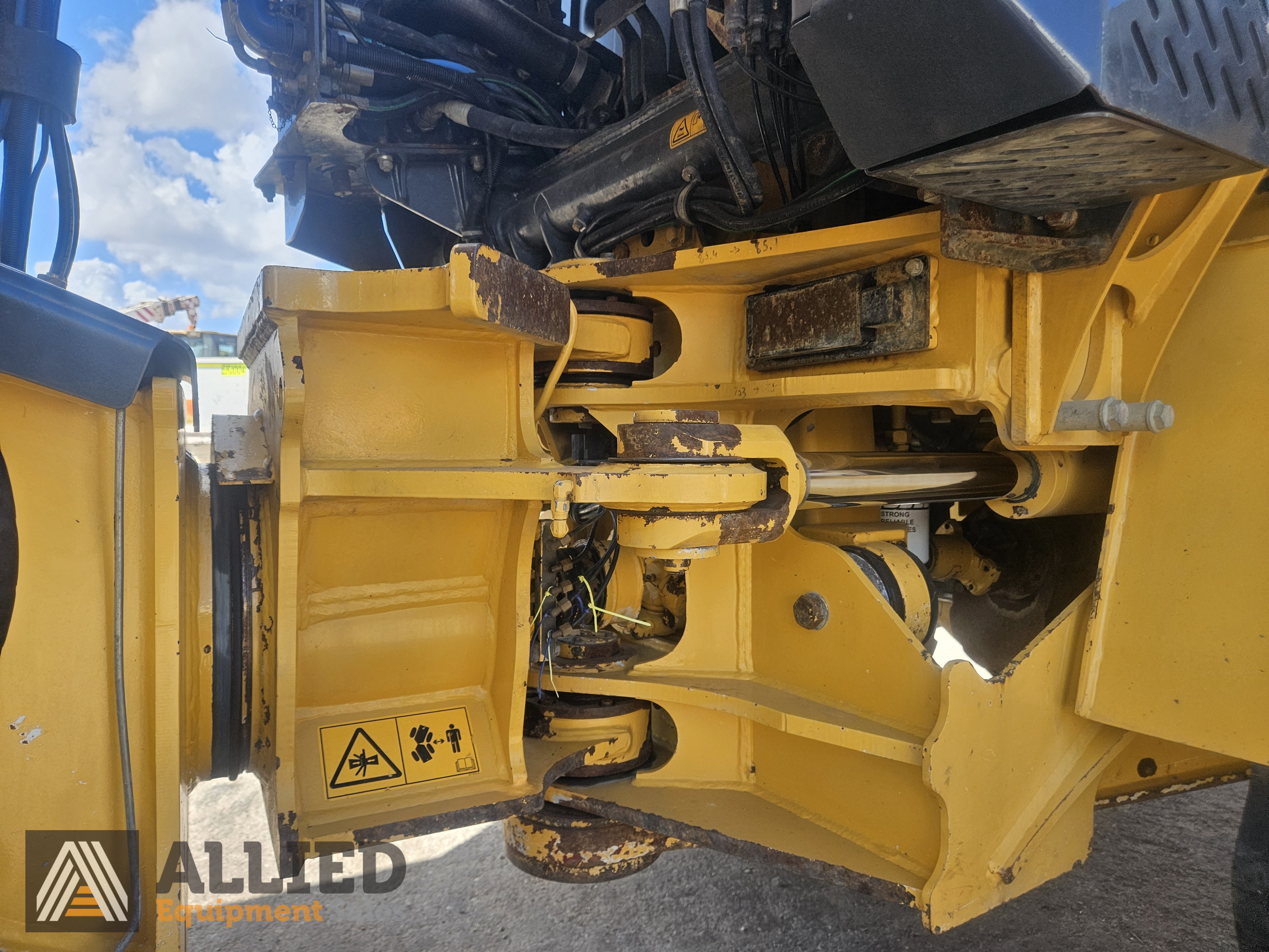 2013 BELL B30E ARTICULATED DUMP TRUCK