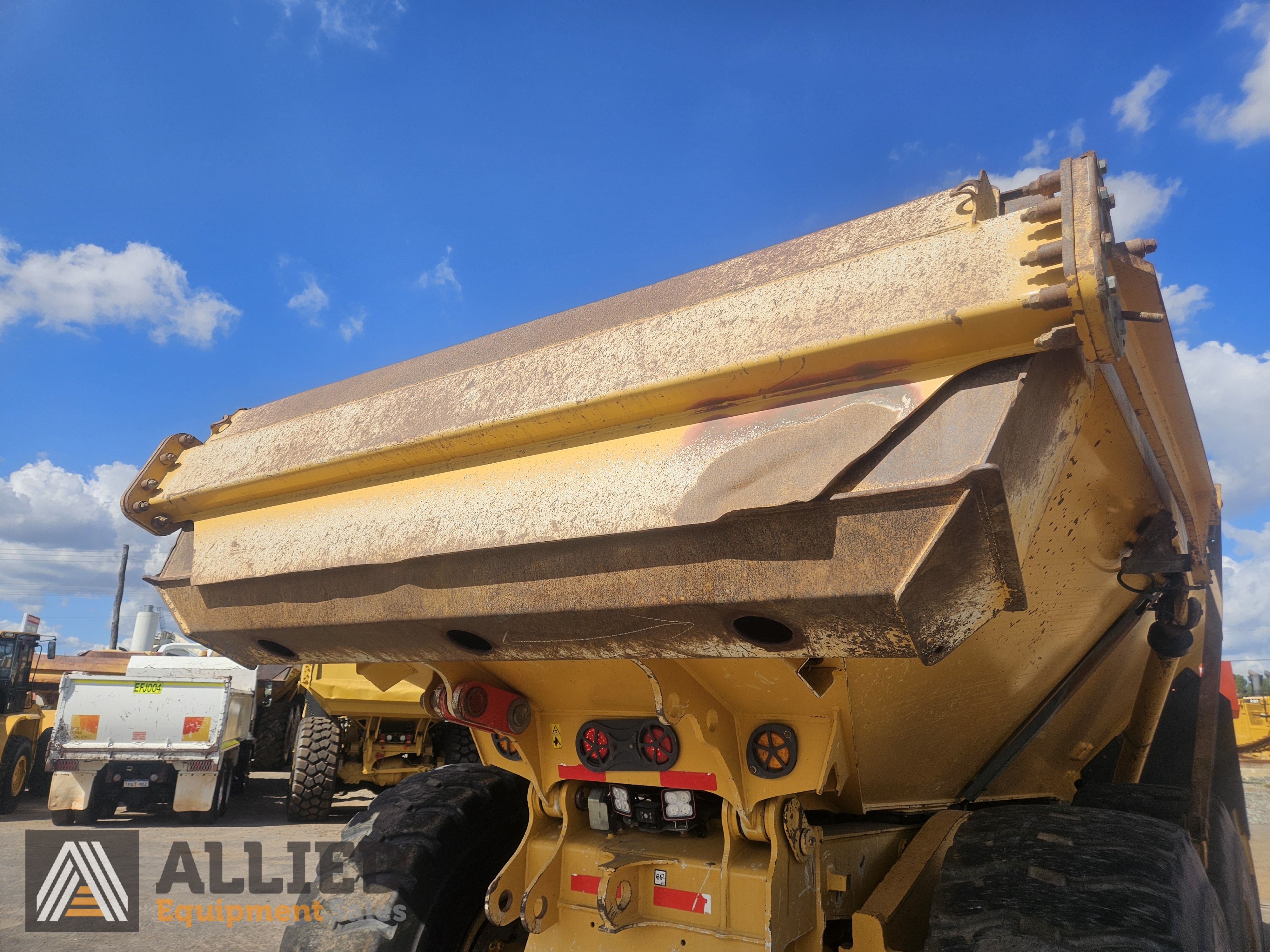 2013 BELL B30E ARTICULATED DUMP TRUCK