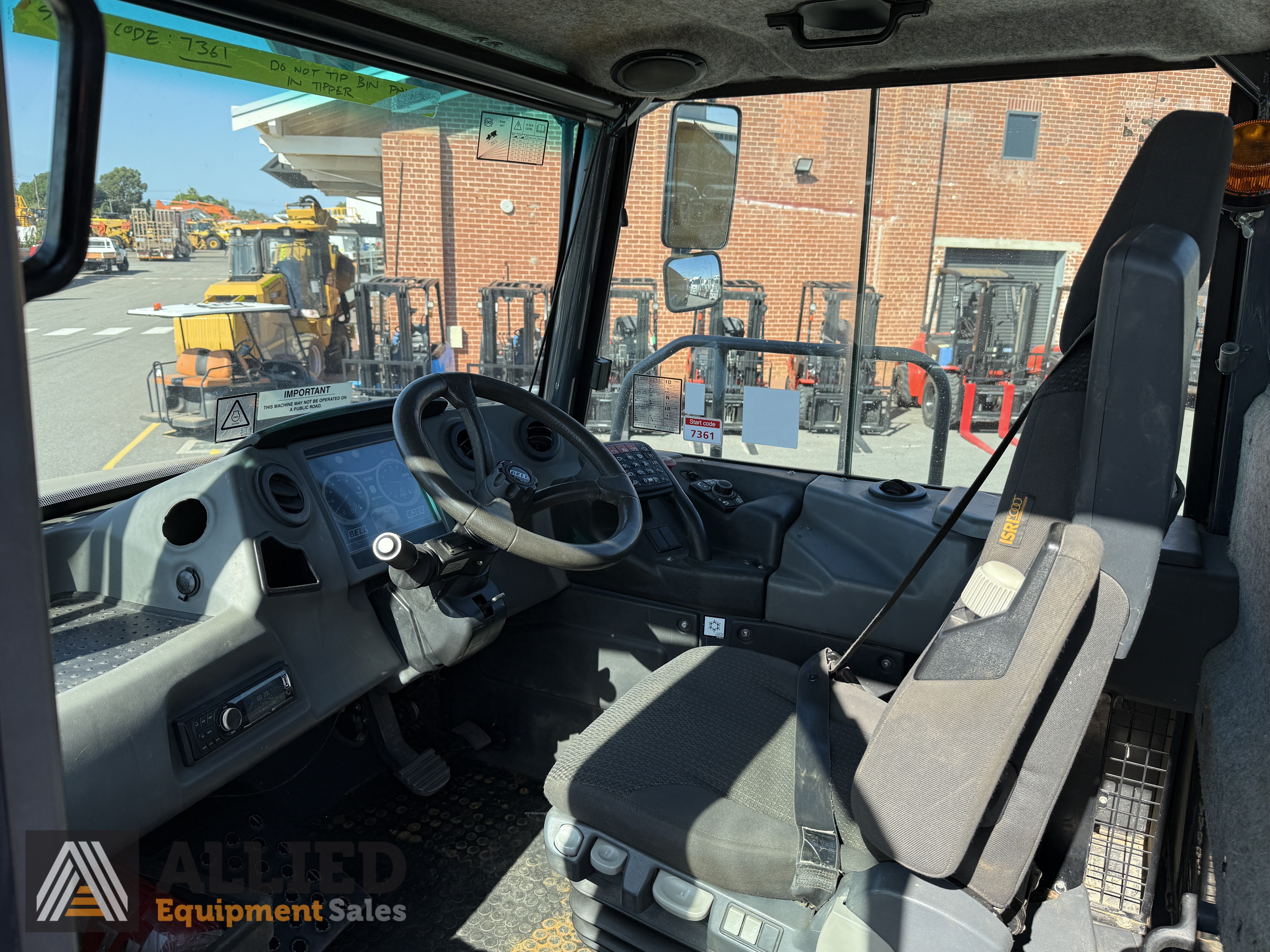 2015 BELL B30E ARTICULATED DUMP TRUCK