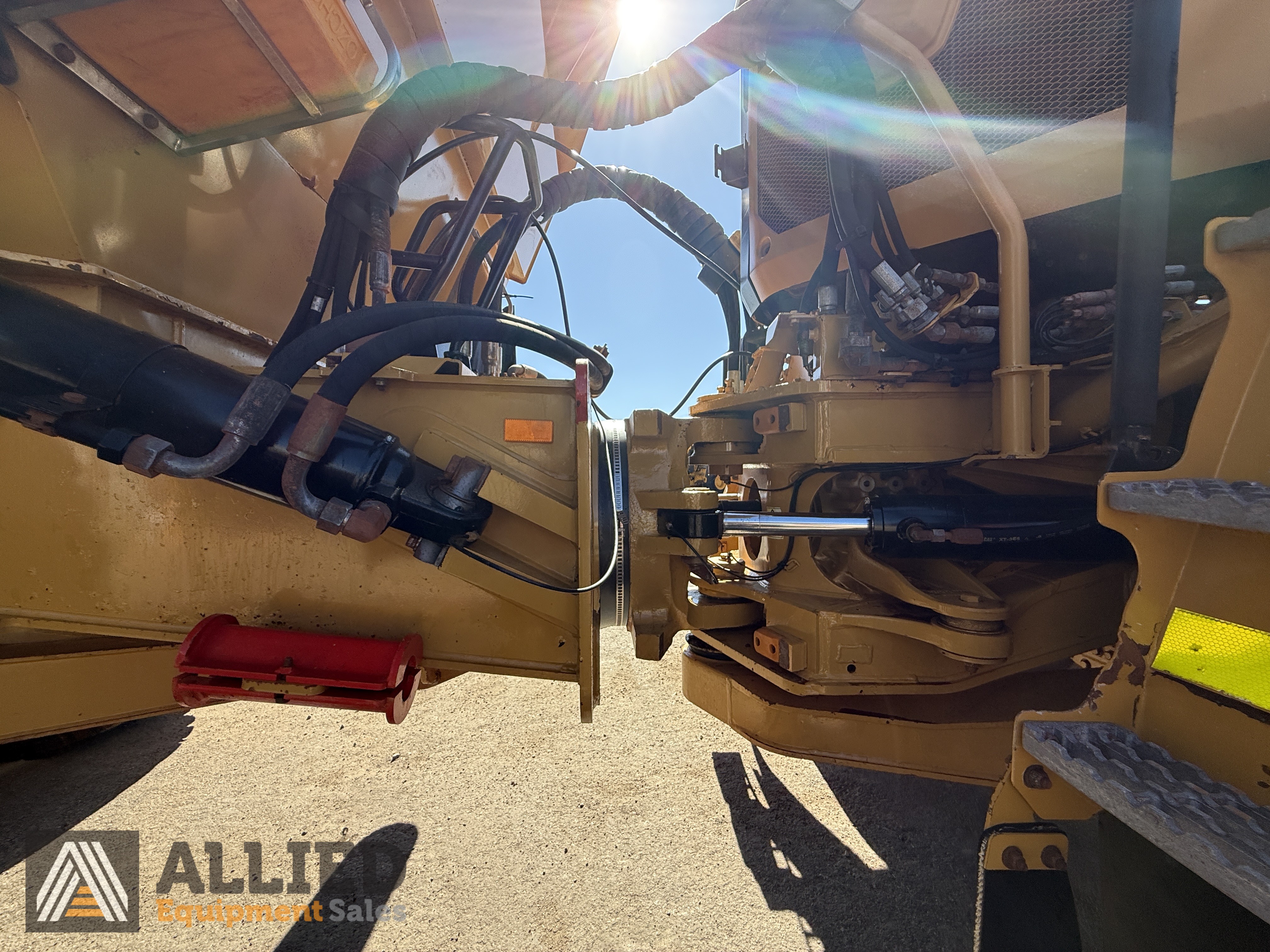 2018 CATERPILLAR 745 ARTICULATED DUMP TRUCK