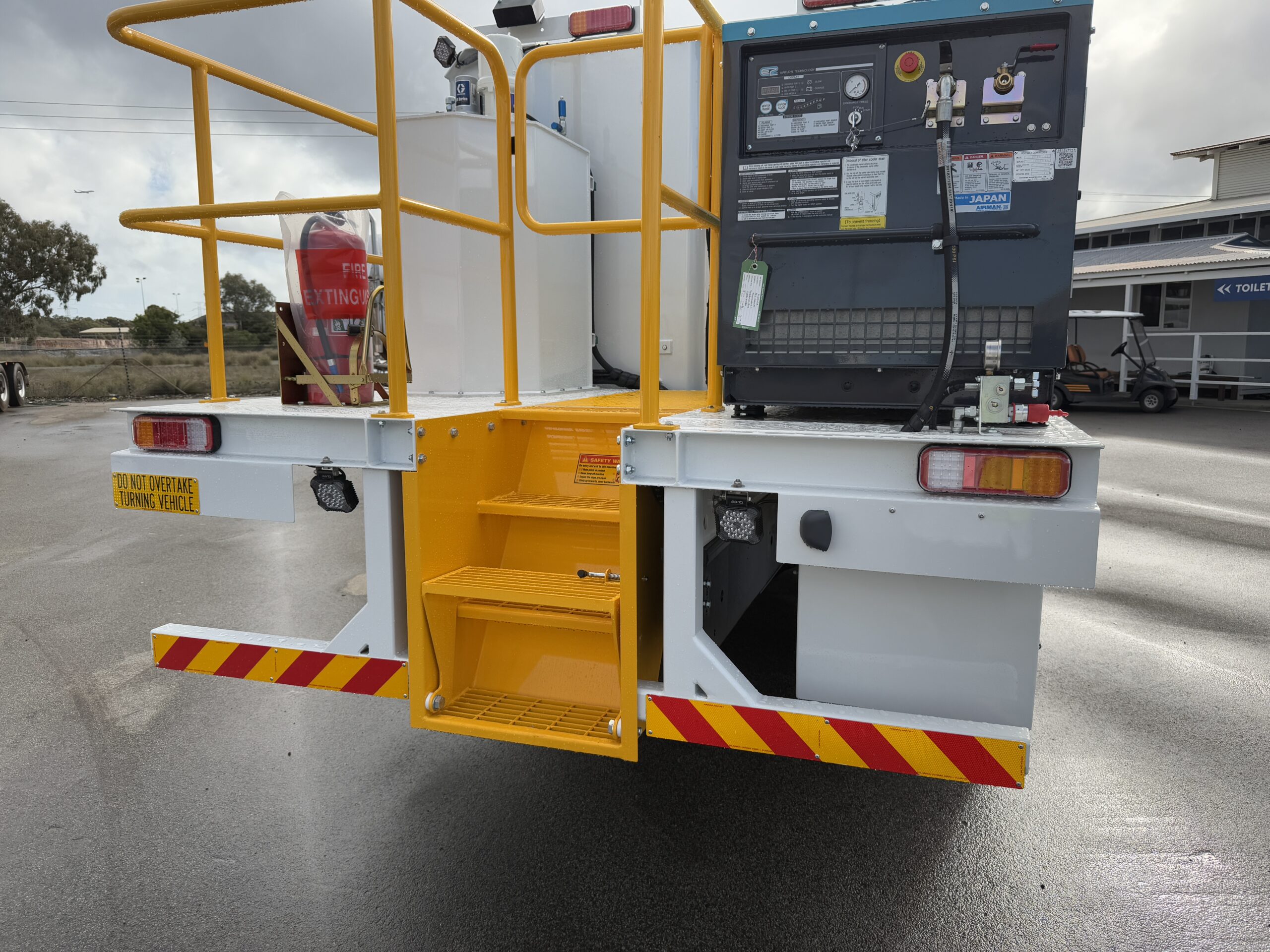 2025 ISUZU FYH 300/350 MLWB 8X4 SERVICE TRUCK C/W AES 11000 SERVICE MODULE