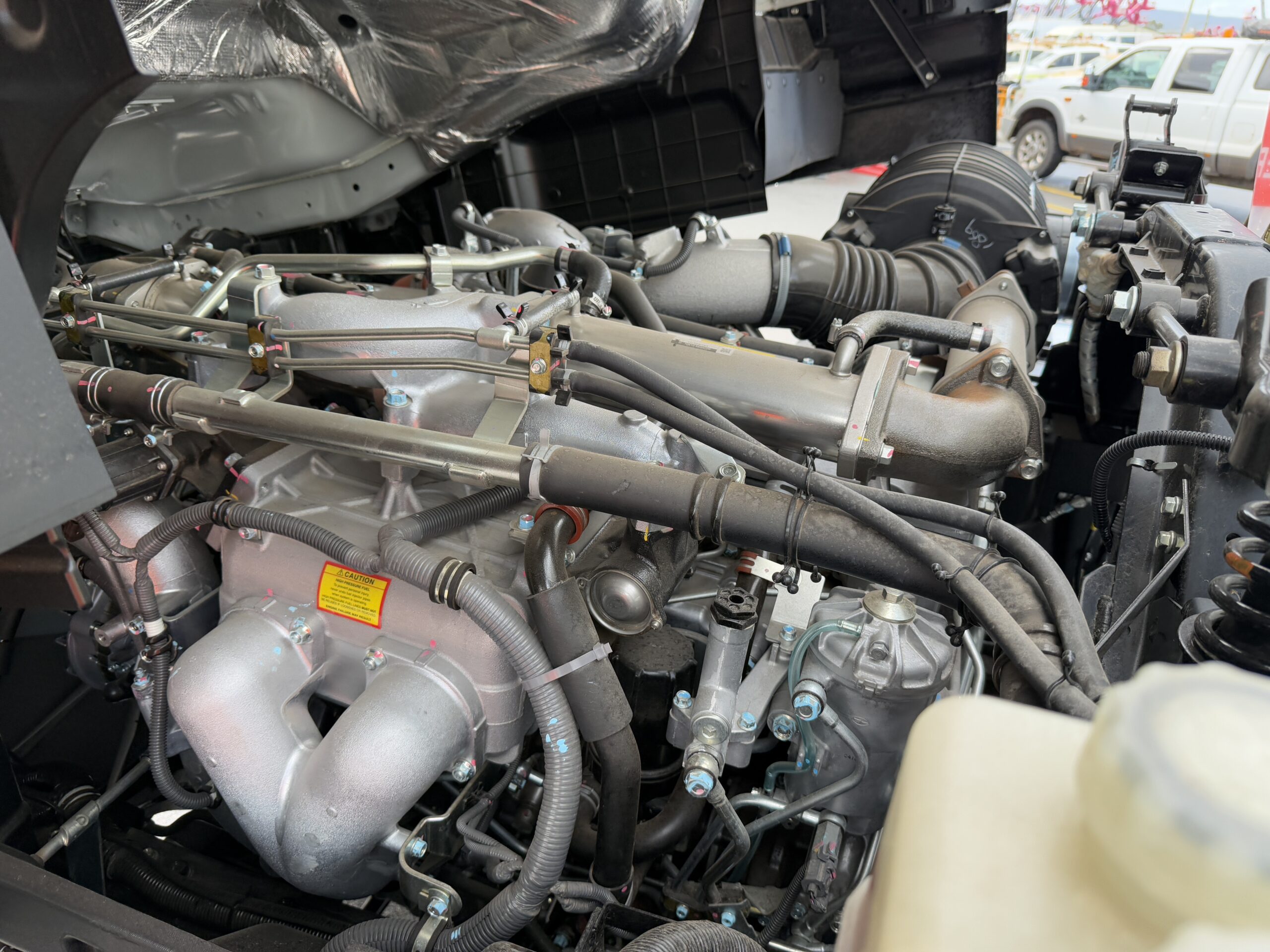 2025 ISUZU FYH 300/350 MLWB 8X4 SERVICE TRUCK C/W AES 11000 SERVICE MODULE