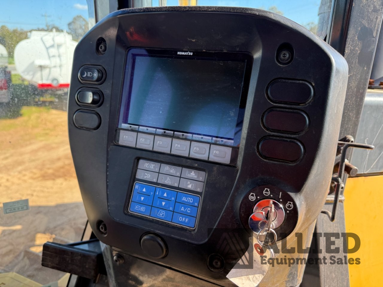 2015 KOMATSU D155AX-7 TRACK TYPE TRACTOR (DOZER)
