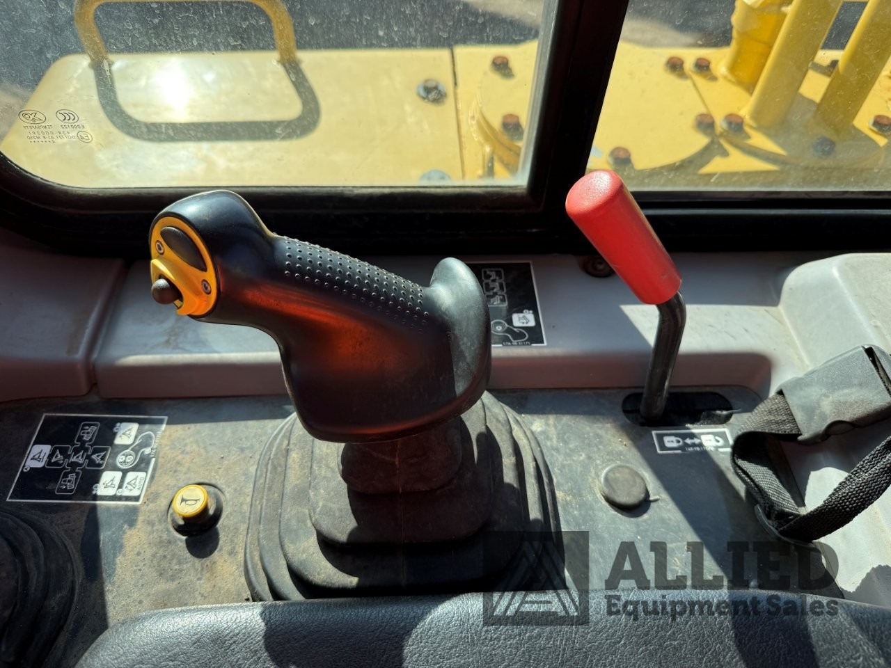 2015 KOMATSU D155AX-7 TRACK TYPE TRACTOR (DOZER)