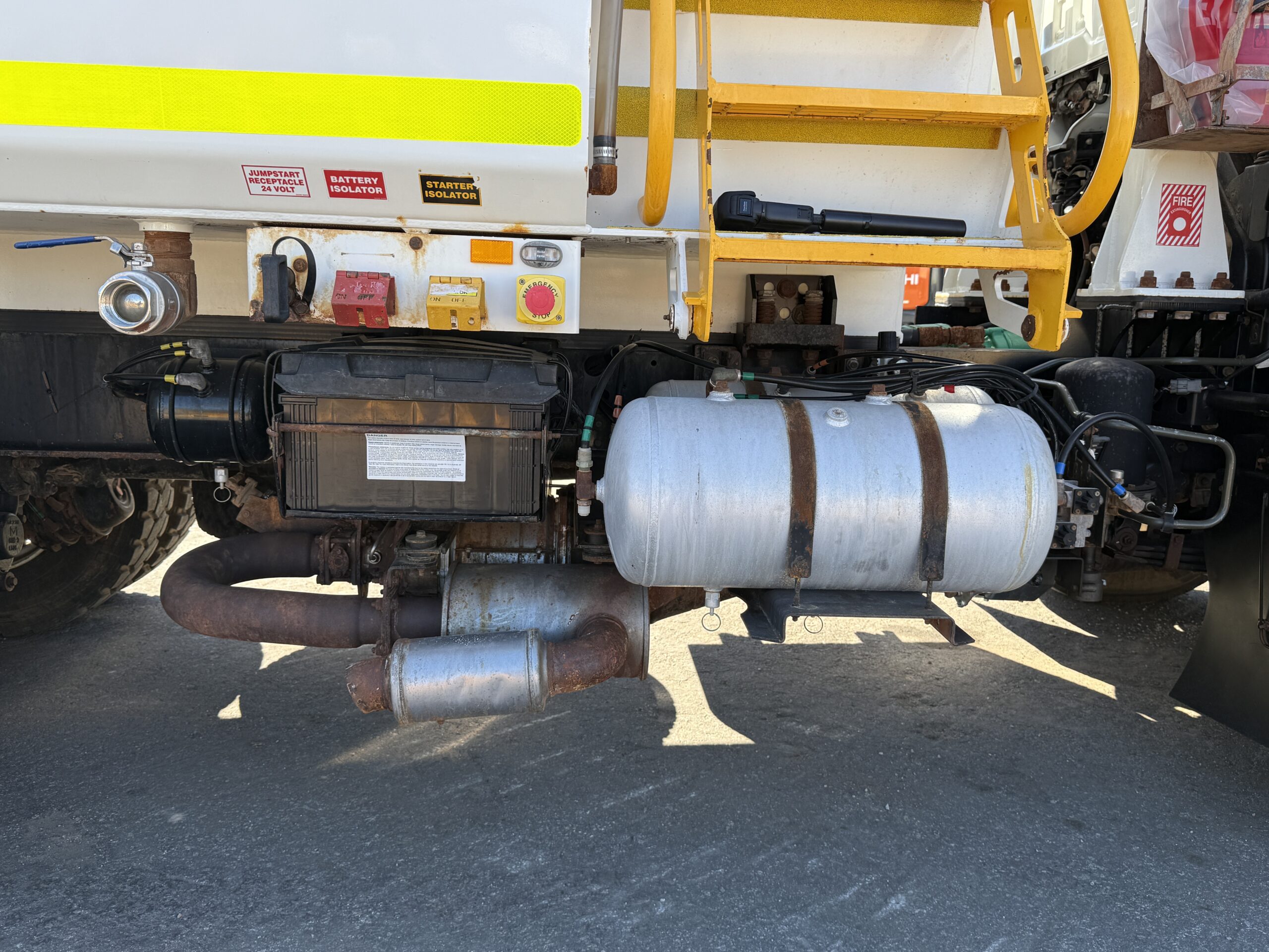 2021 ISUZU FVZ 260-300 WATER TRUCK WITH AES MODULE