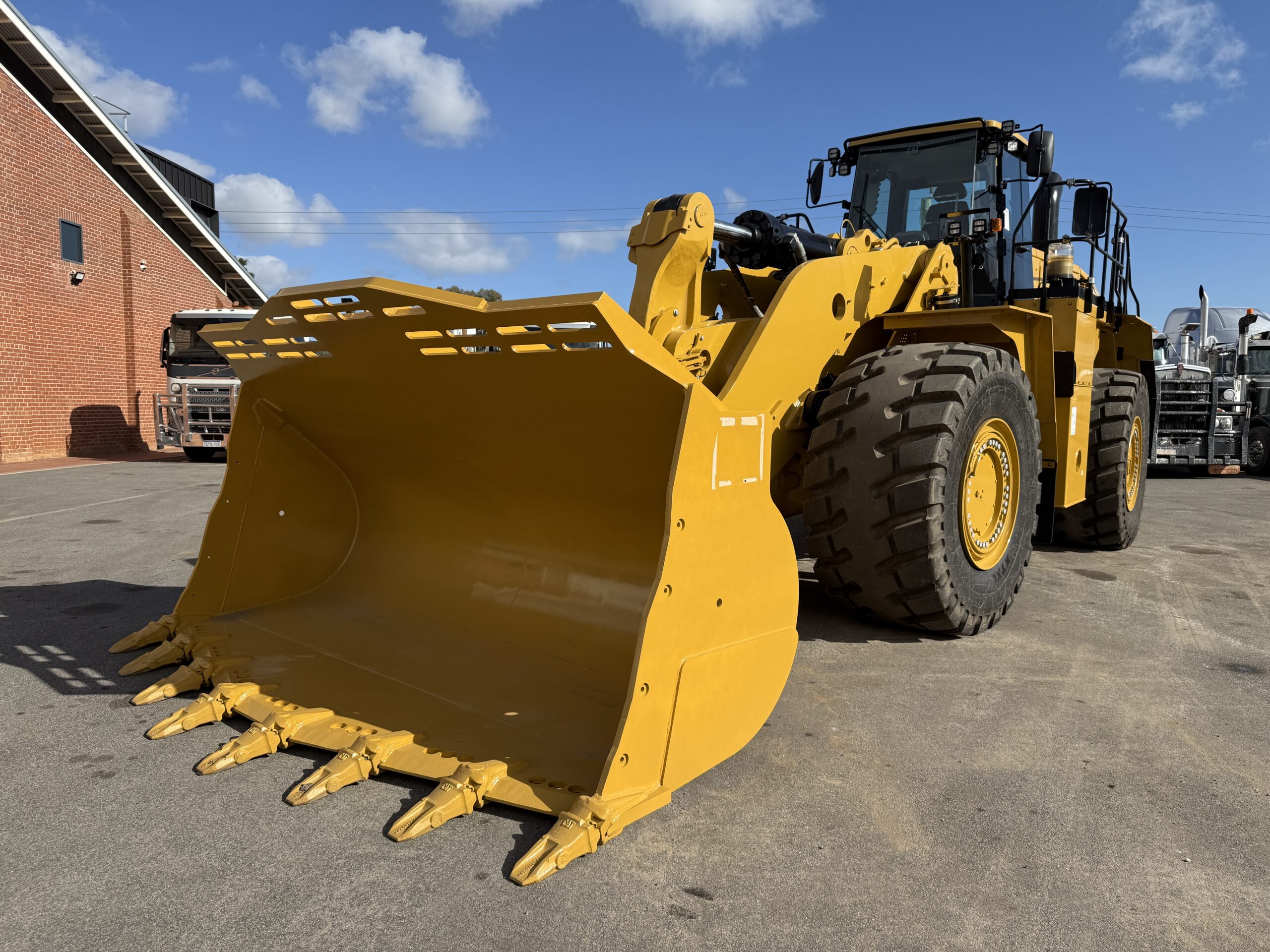 2023 CATERPILLAR 988K WHEEL LOADER