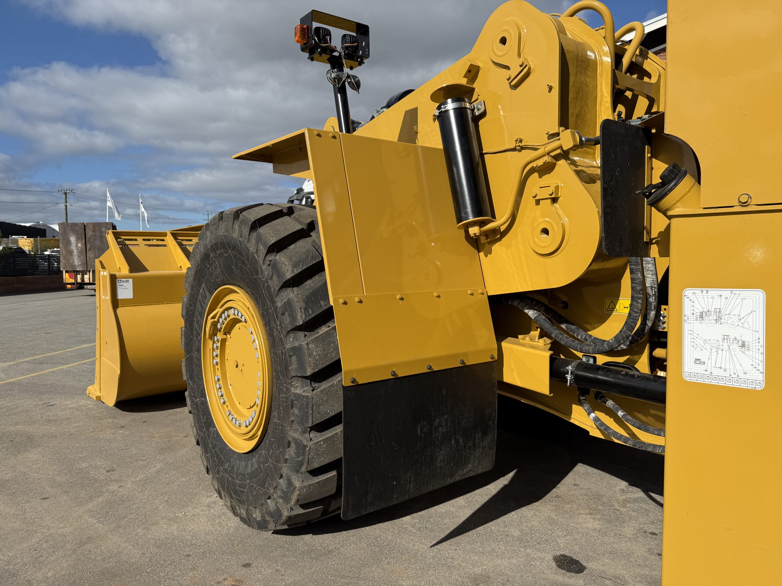 2023 CATERPILLAR 988K WHEEL LOADER