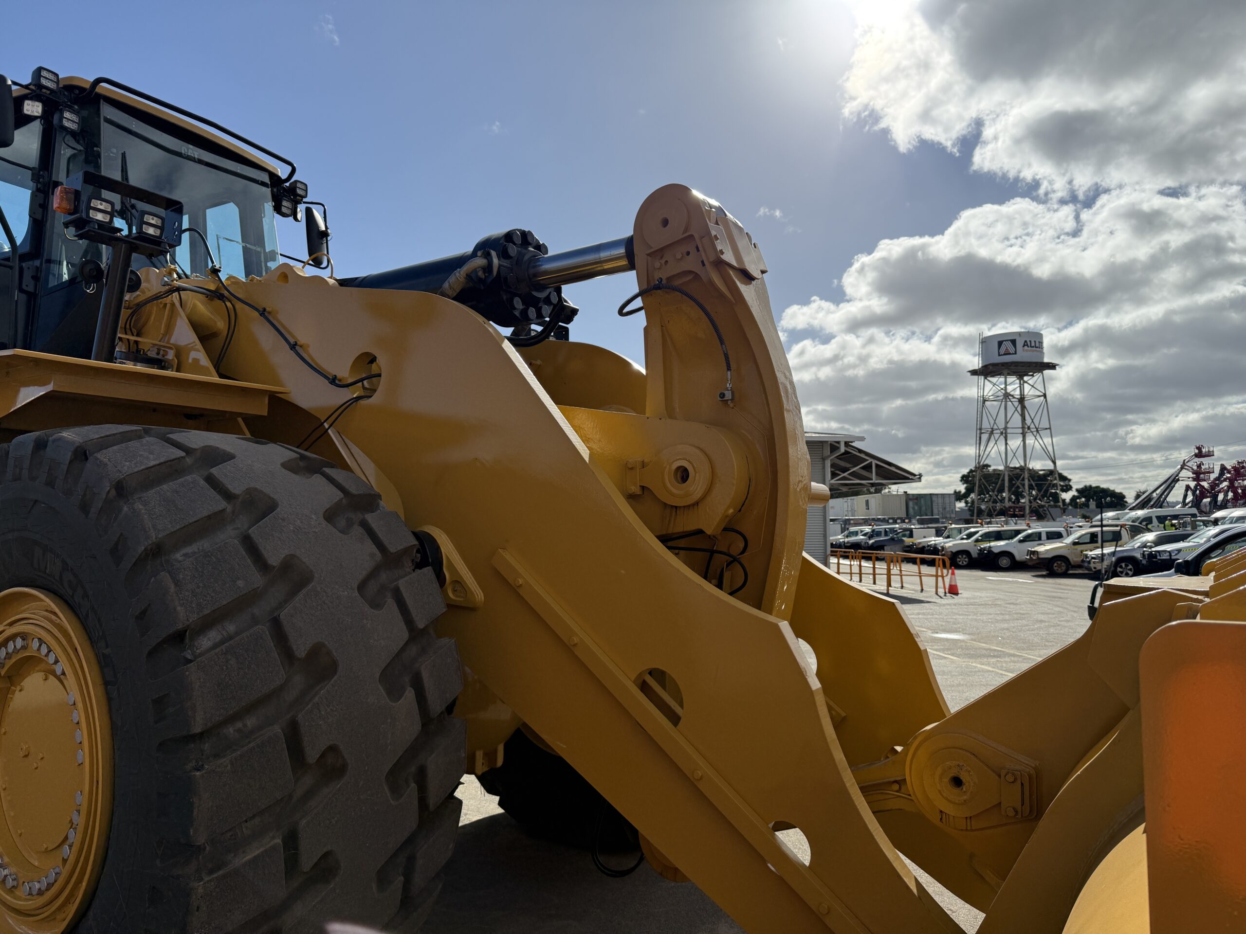 2023 CATERPILLAR 988K WHEEL LOADER