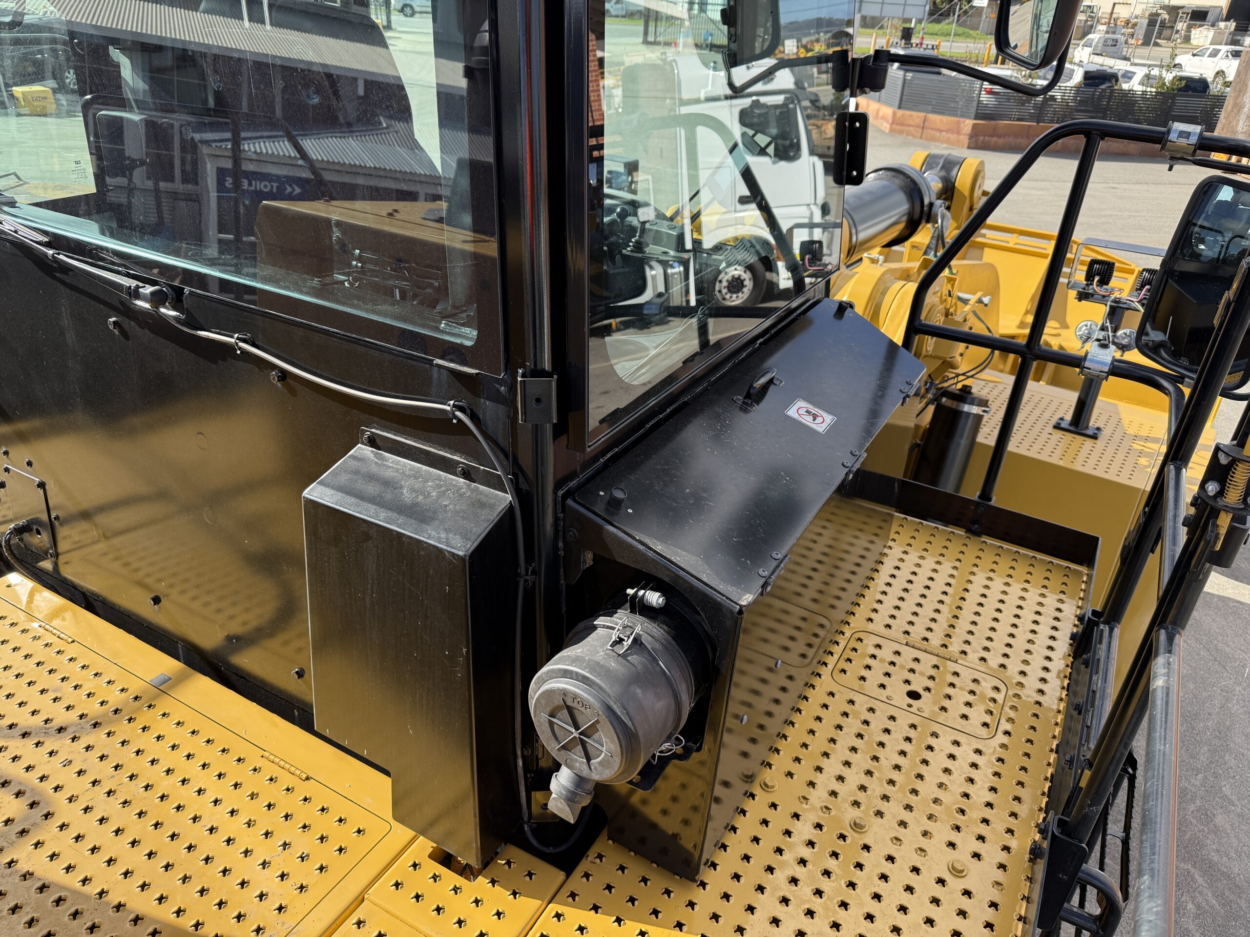 2023 CATERPILLAR 988K WHEEL LOADER